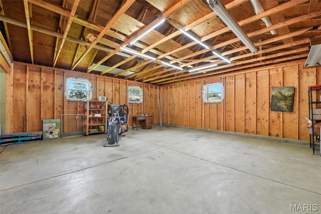 3205 Fleet Lane
