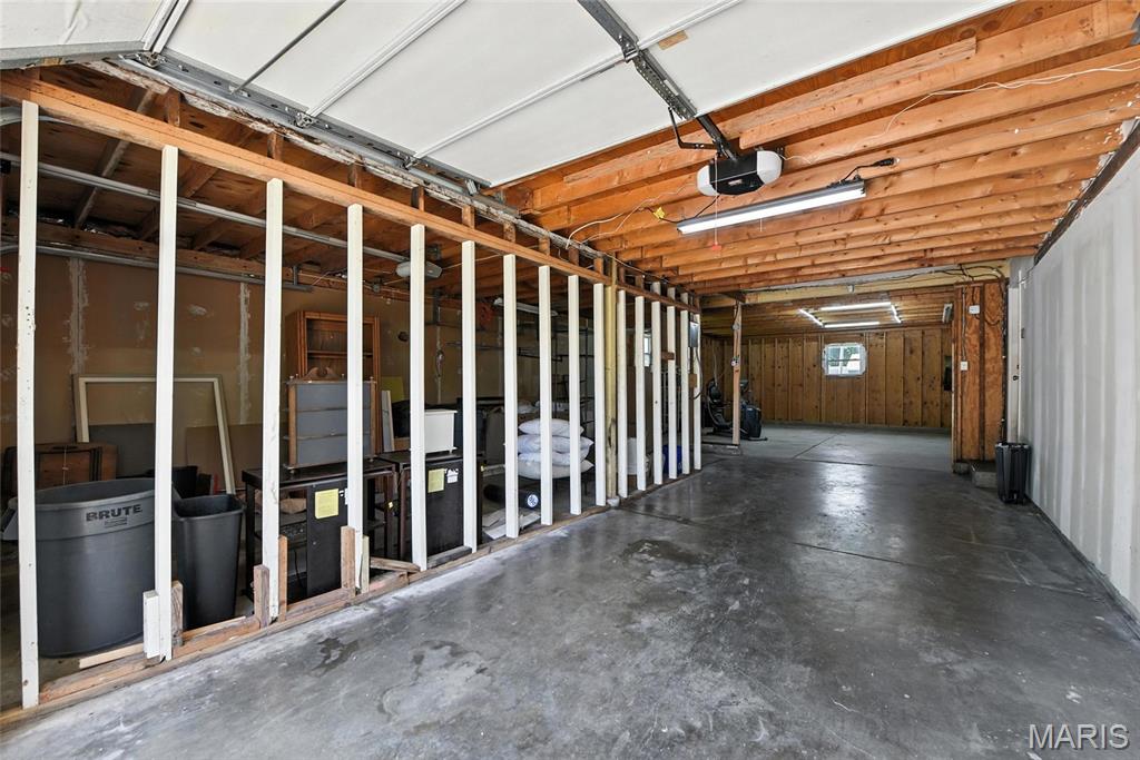 3205 Fleet Lane