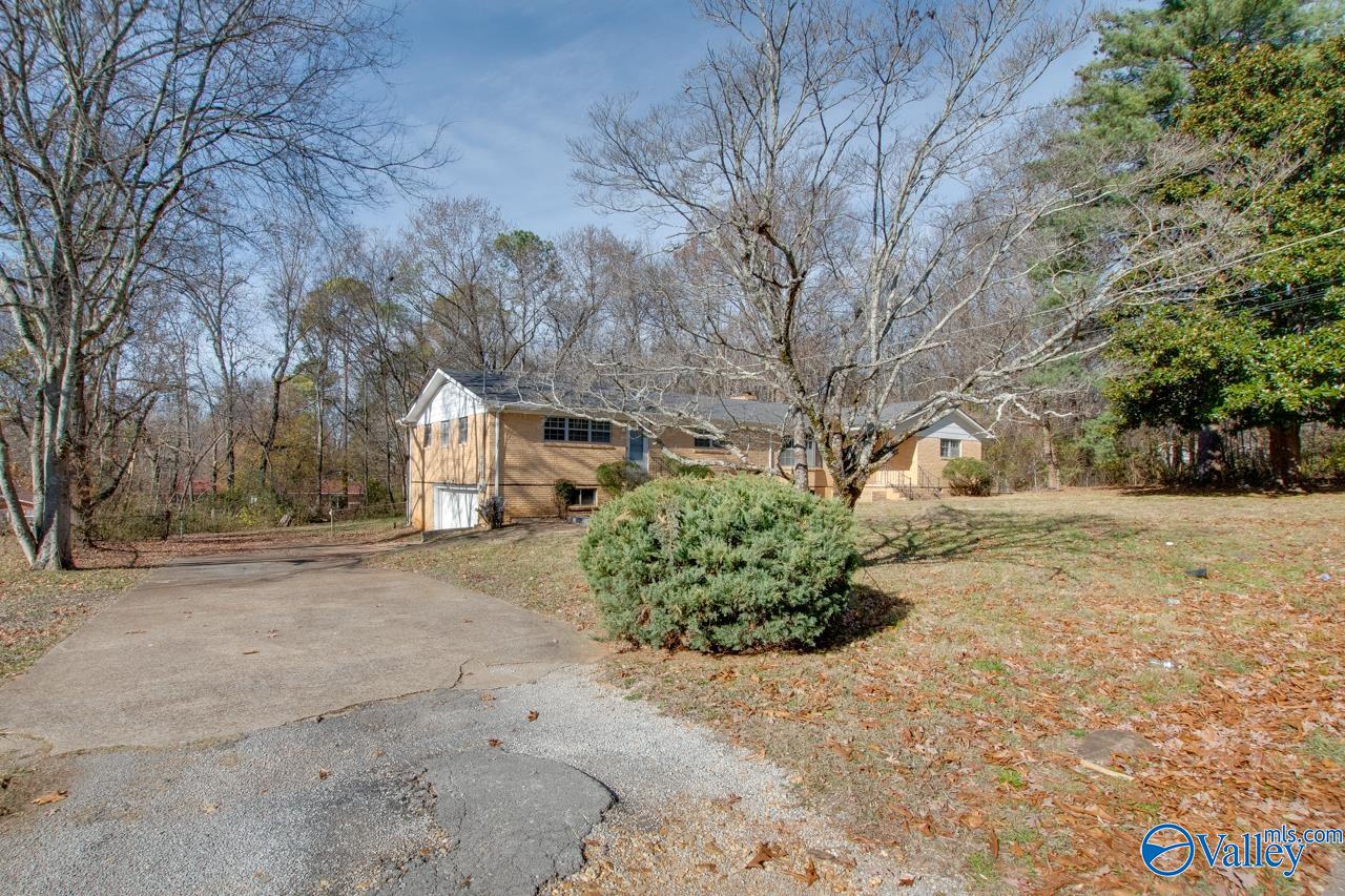 1818 Bethany Lane NW