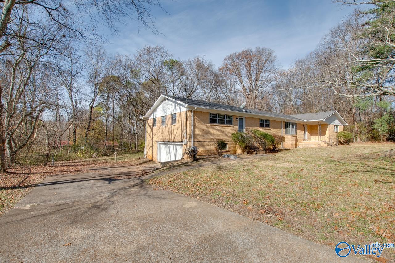 1818 Bethany Lane NW