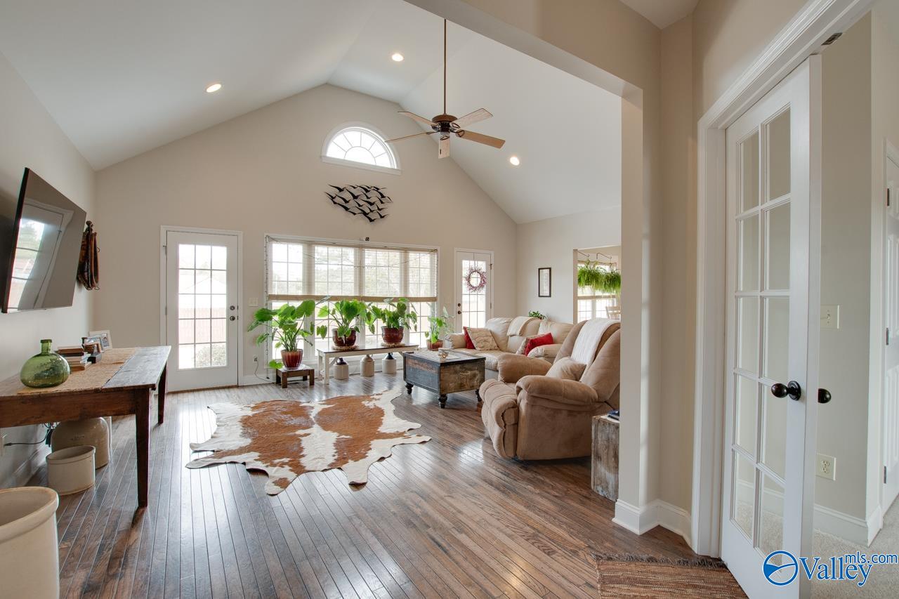 103 Chameleon Court