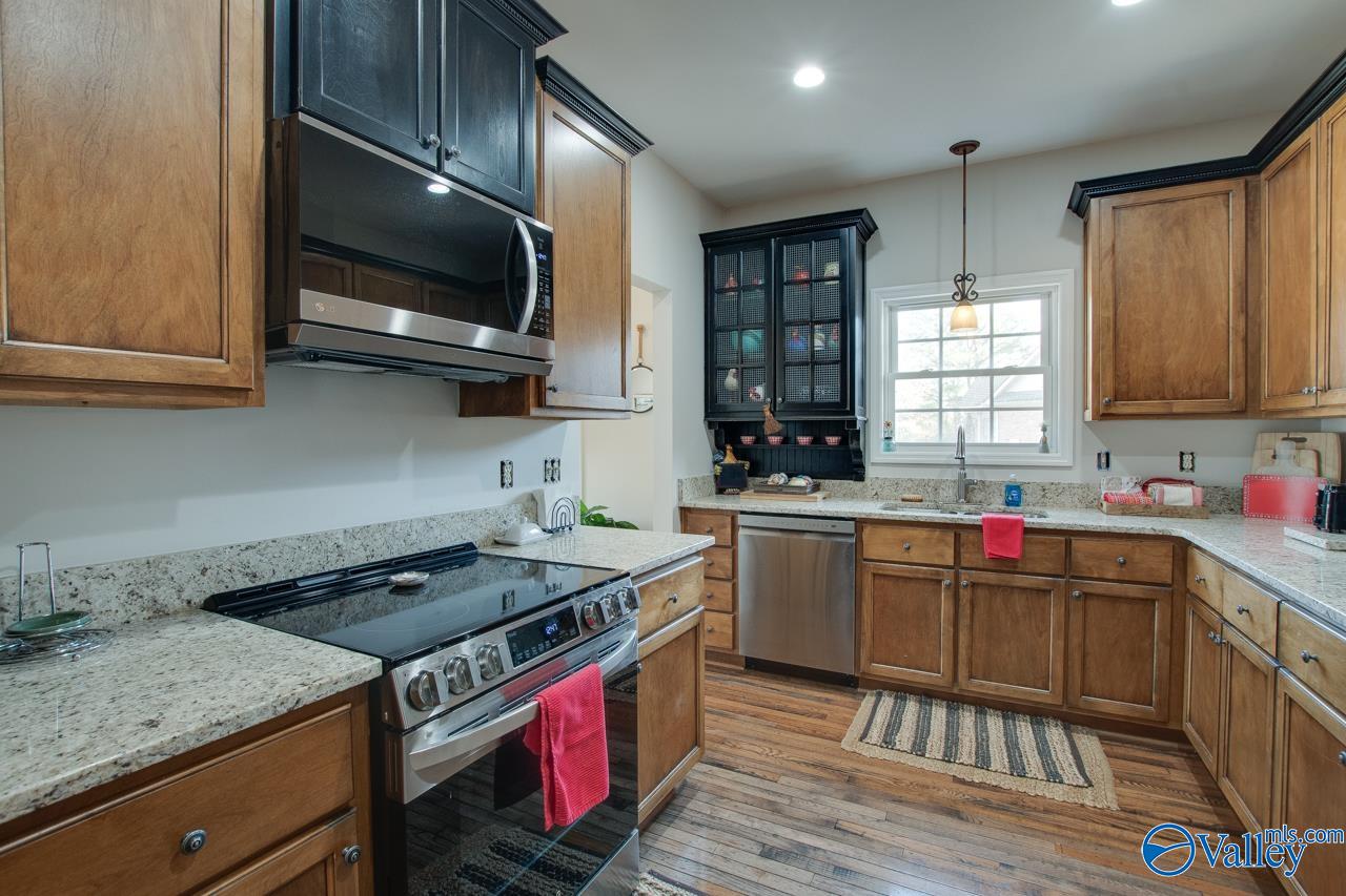 103 Chameleon Court
