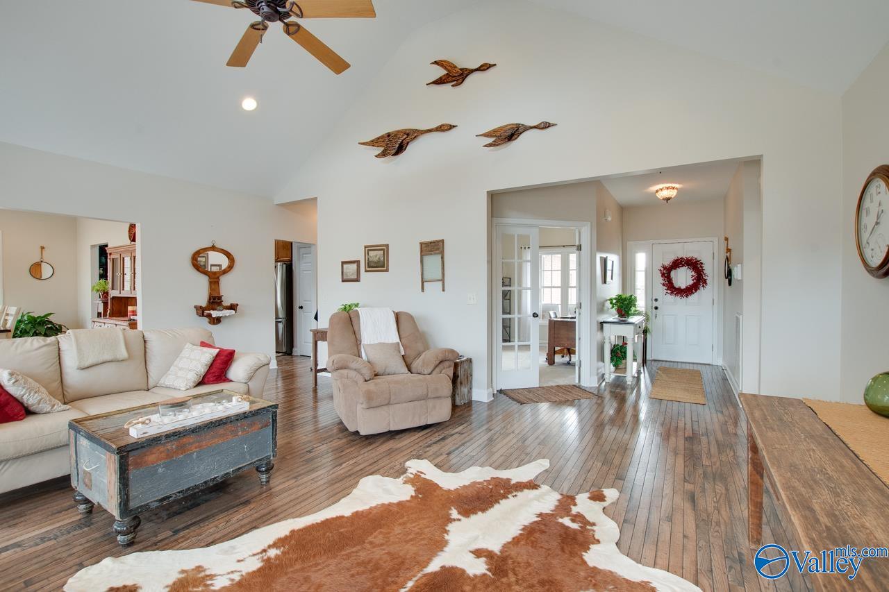 103 Chameleon Court