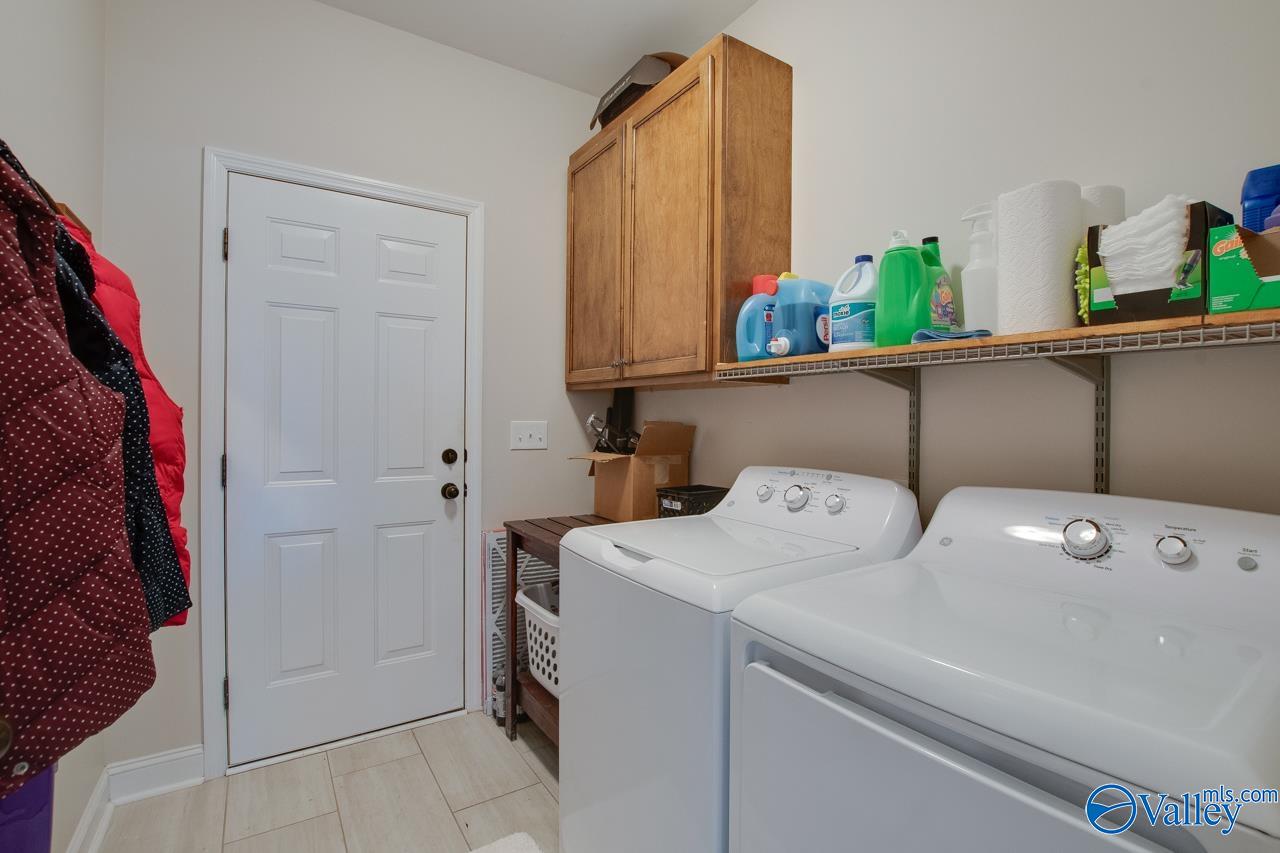 103 Chameleon Court