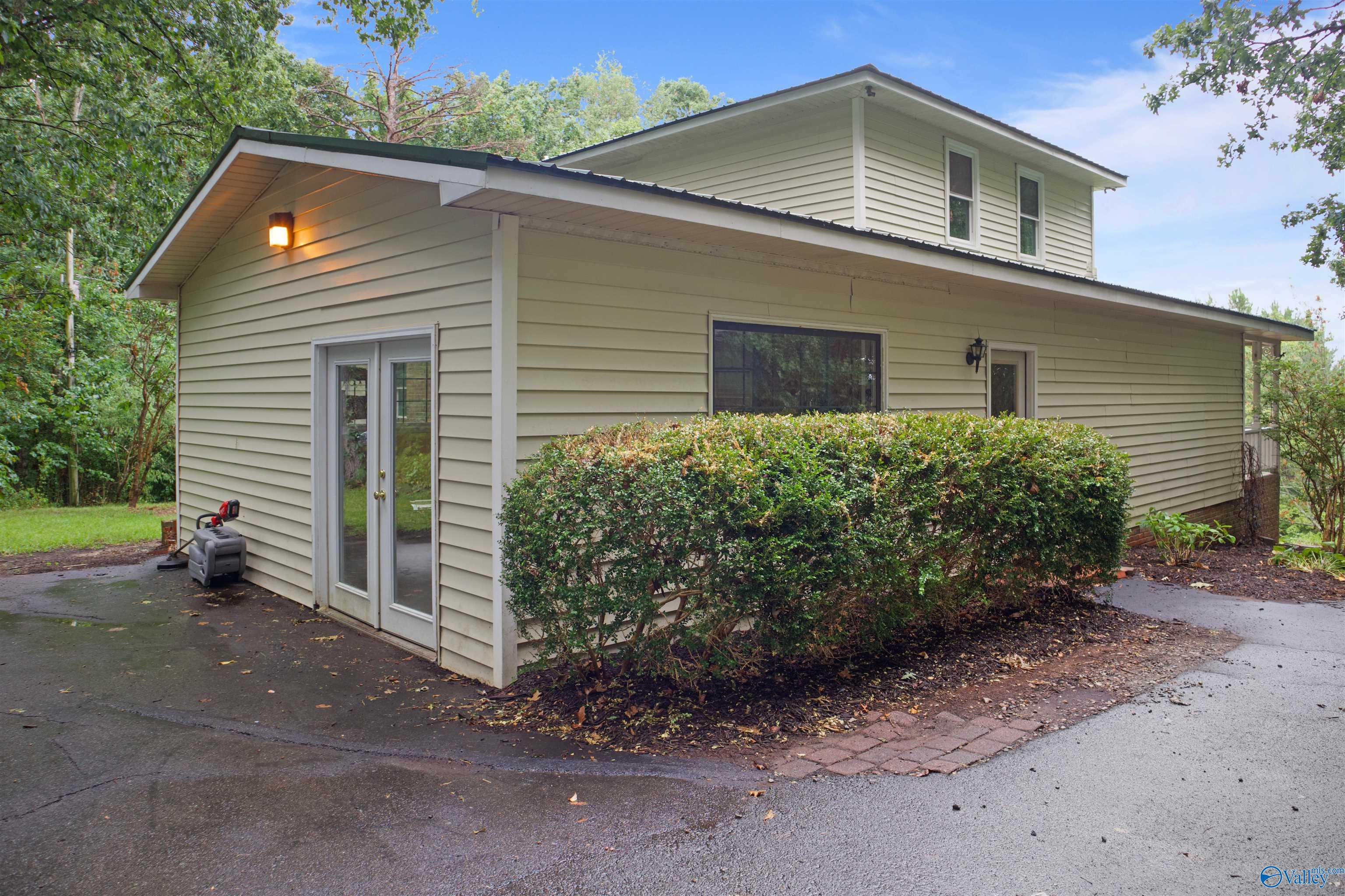 1071 Center Springs Road