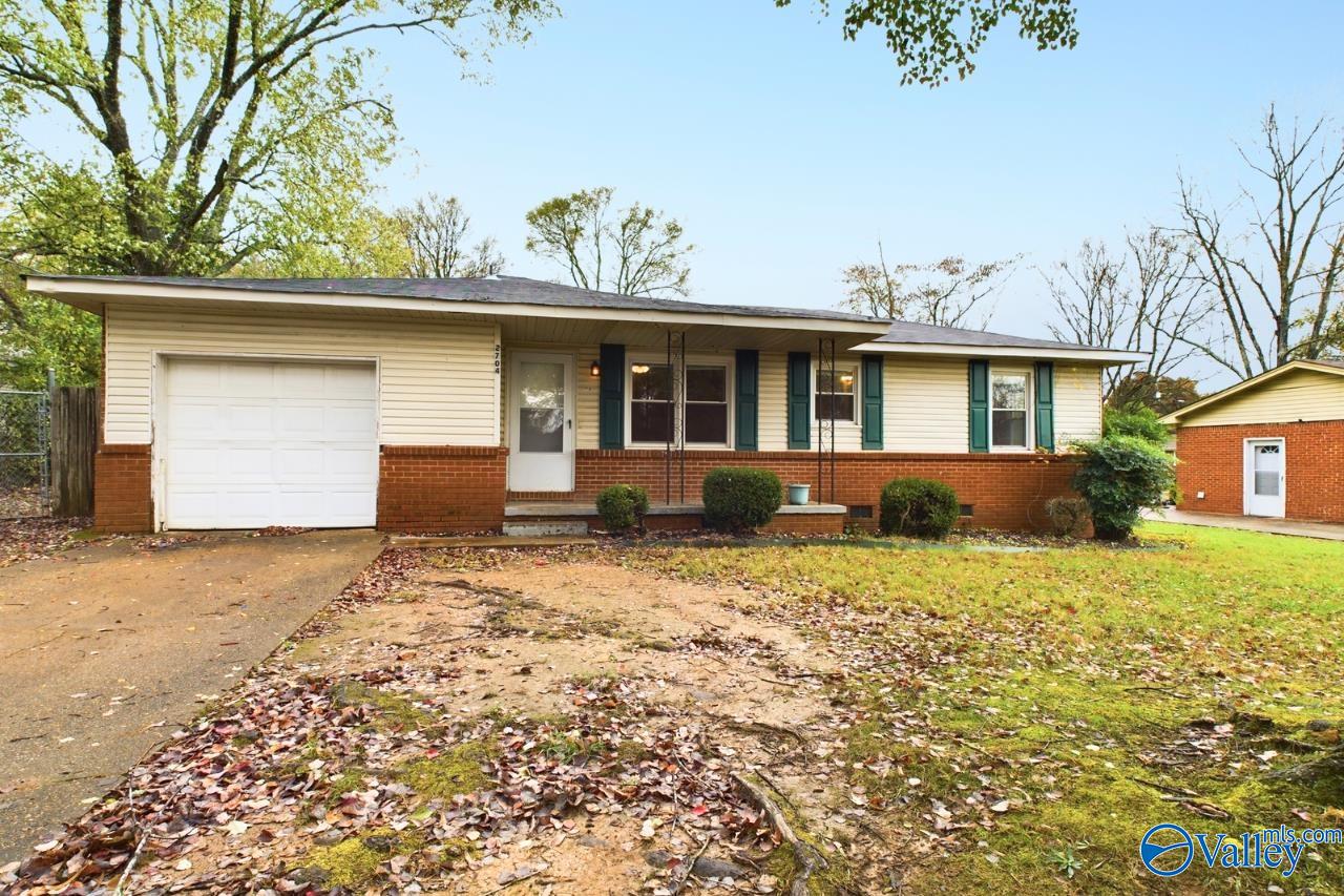 2704 Pinetree Lane NW
