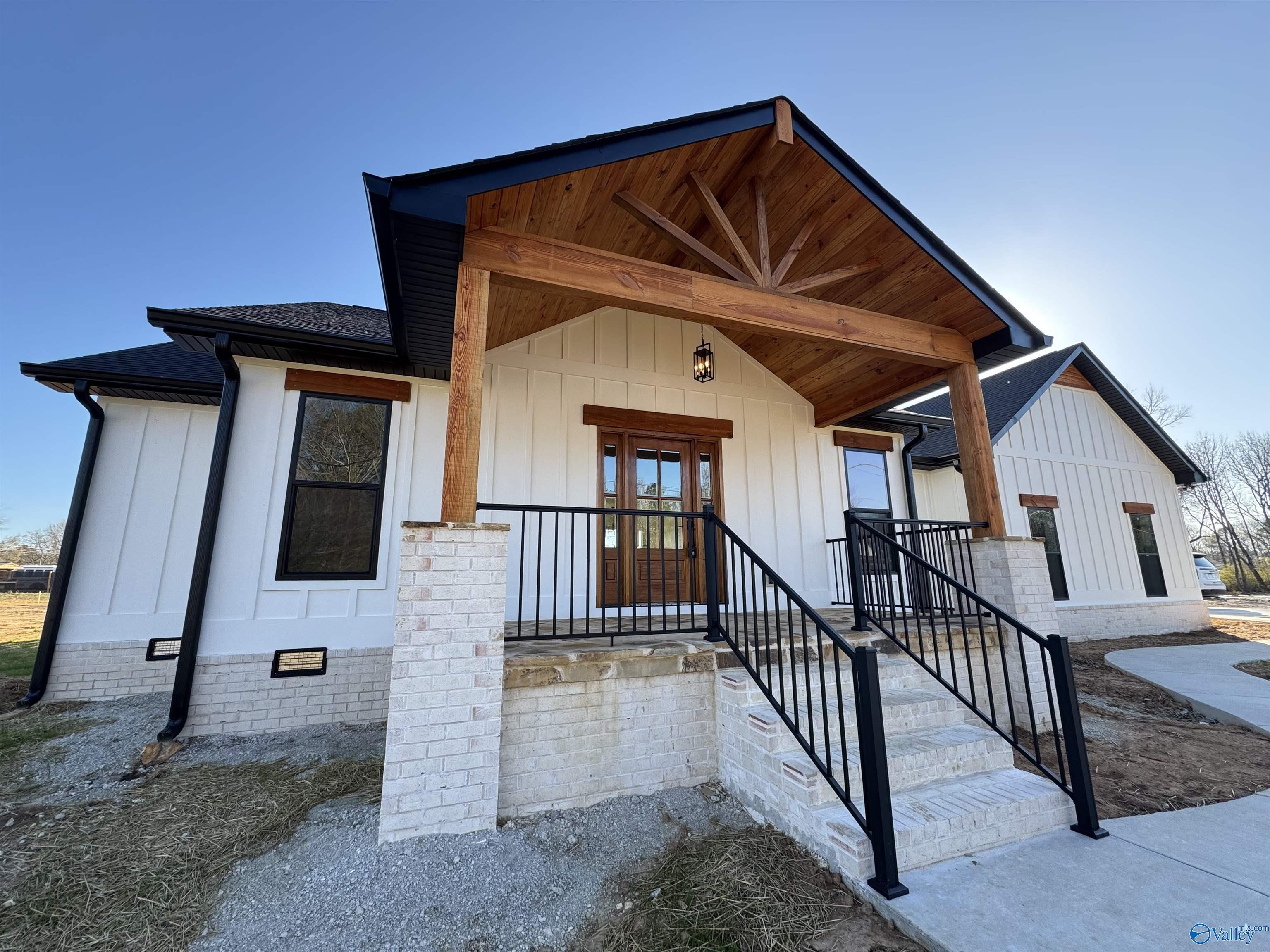 978 Junkins Road