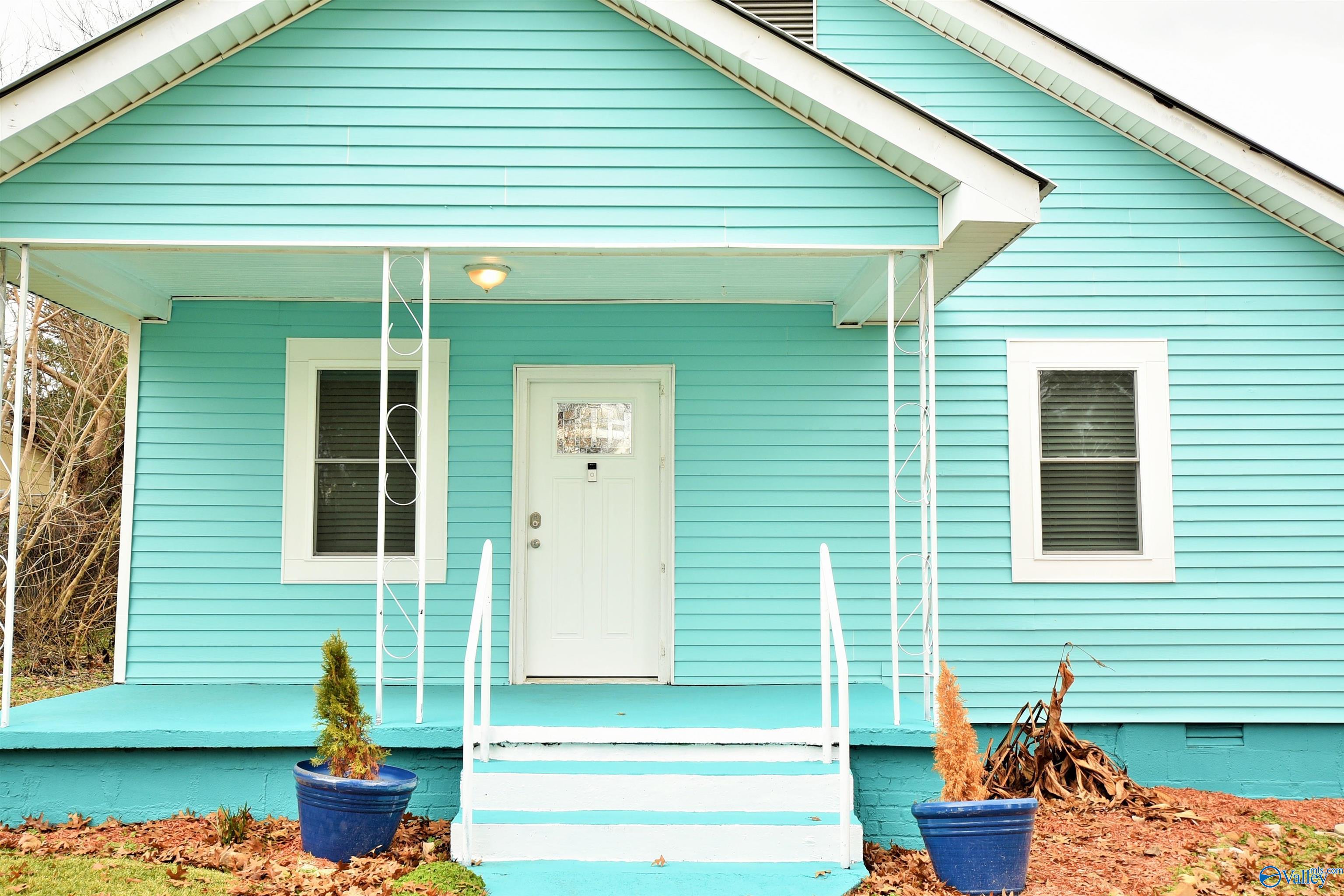 2404 Elm Street