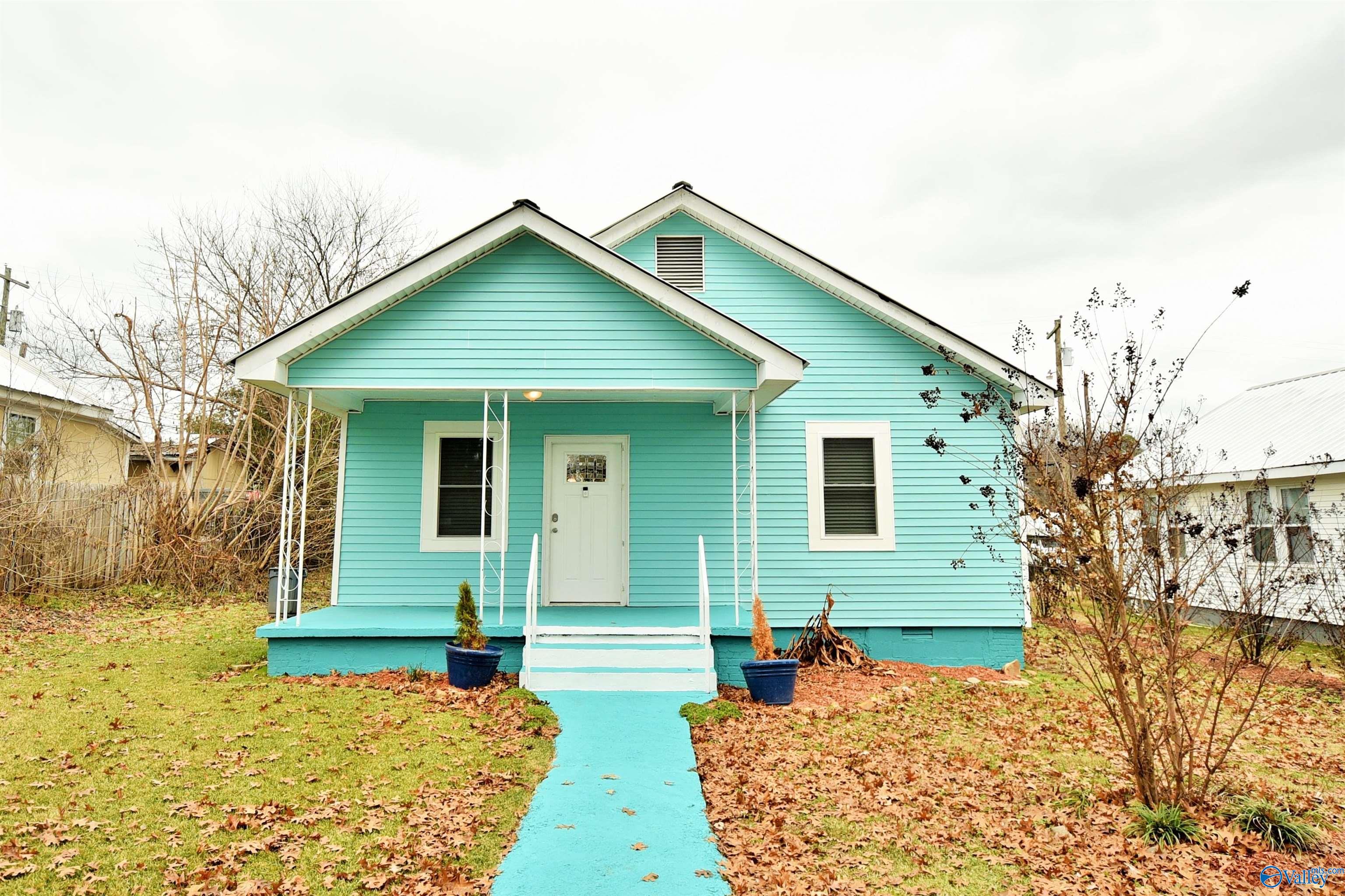 2404 Elm Street