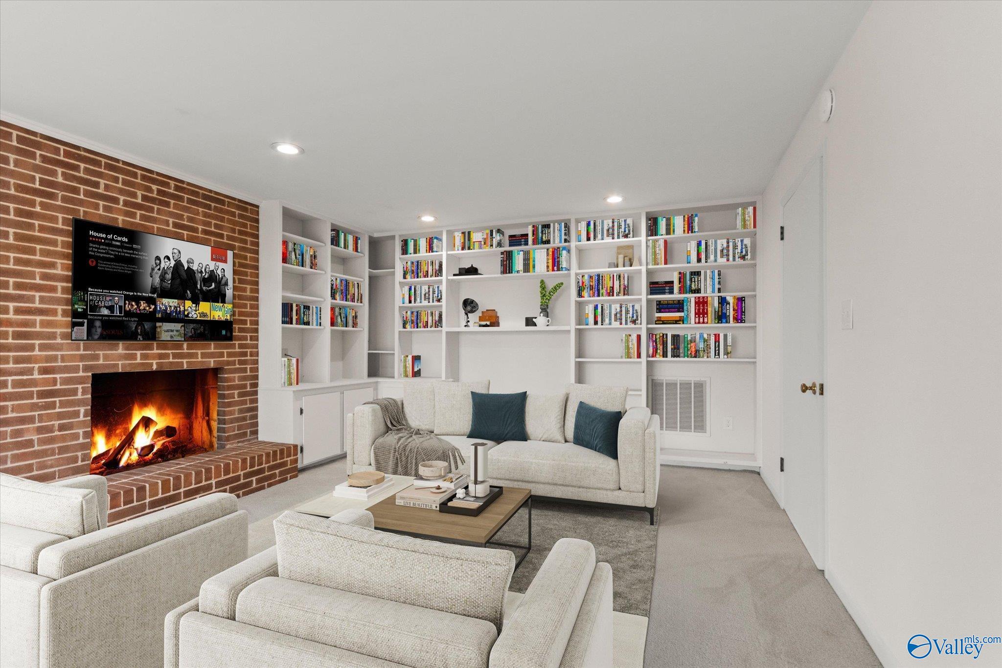 815 Tannahill Drive SE