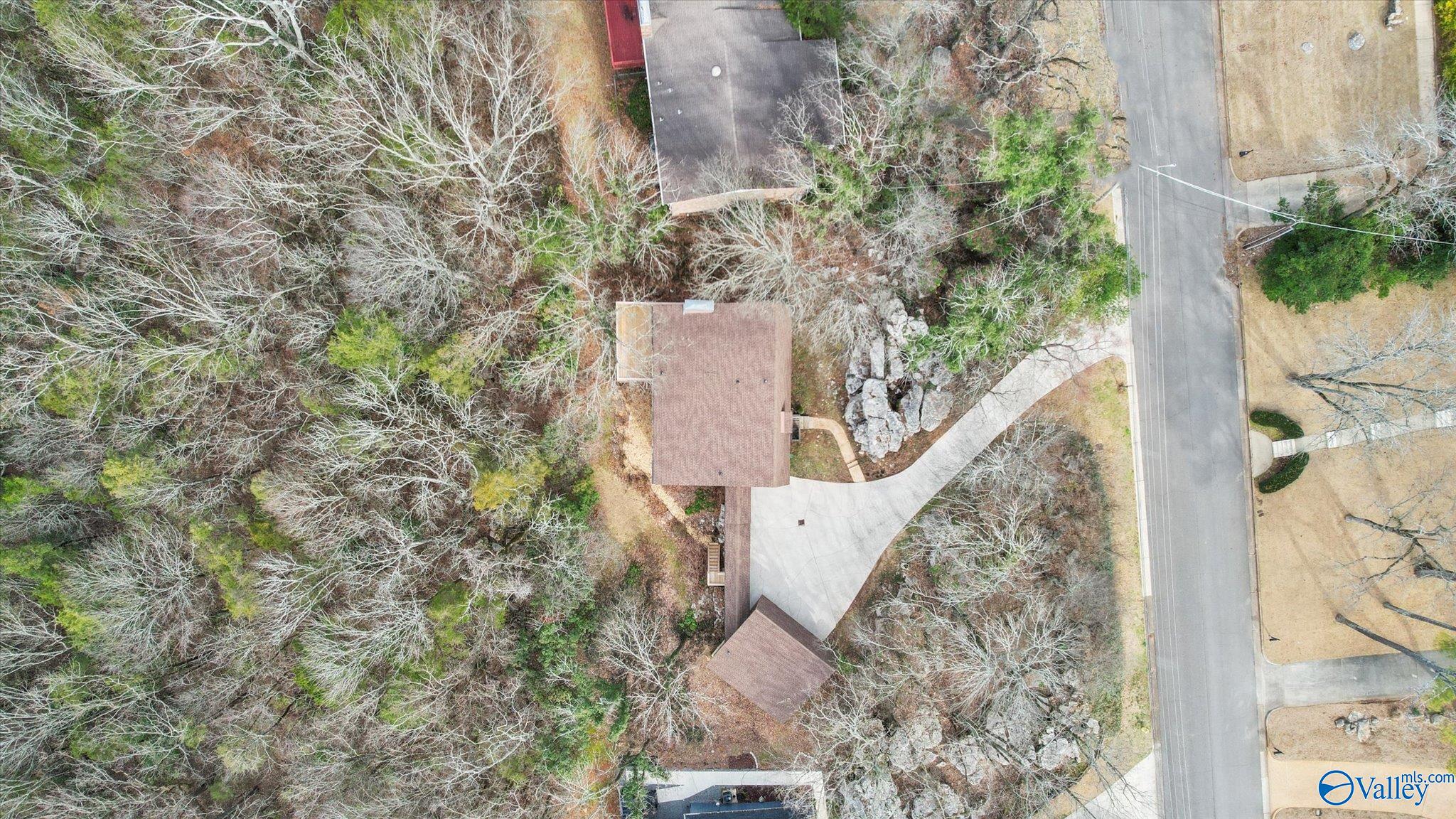 815 Tannahill Drive SE