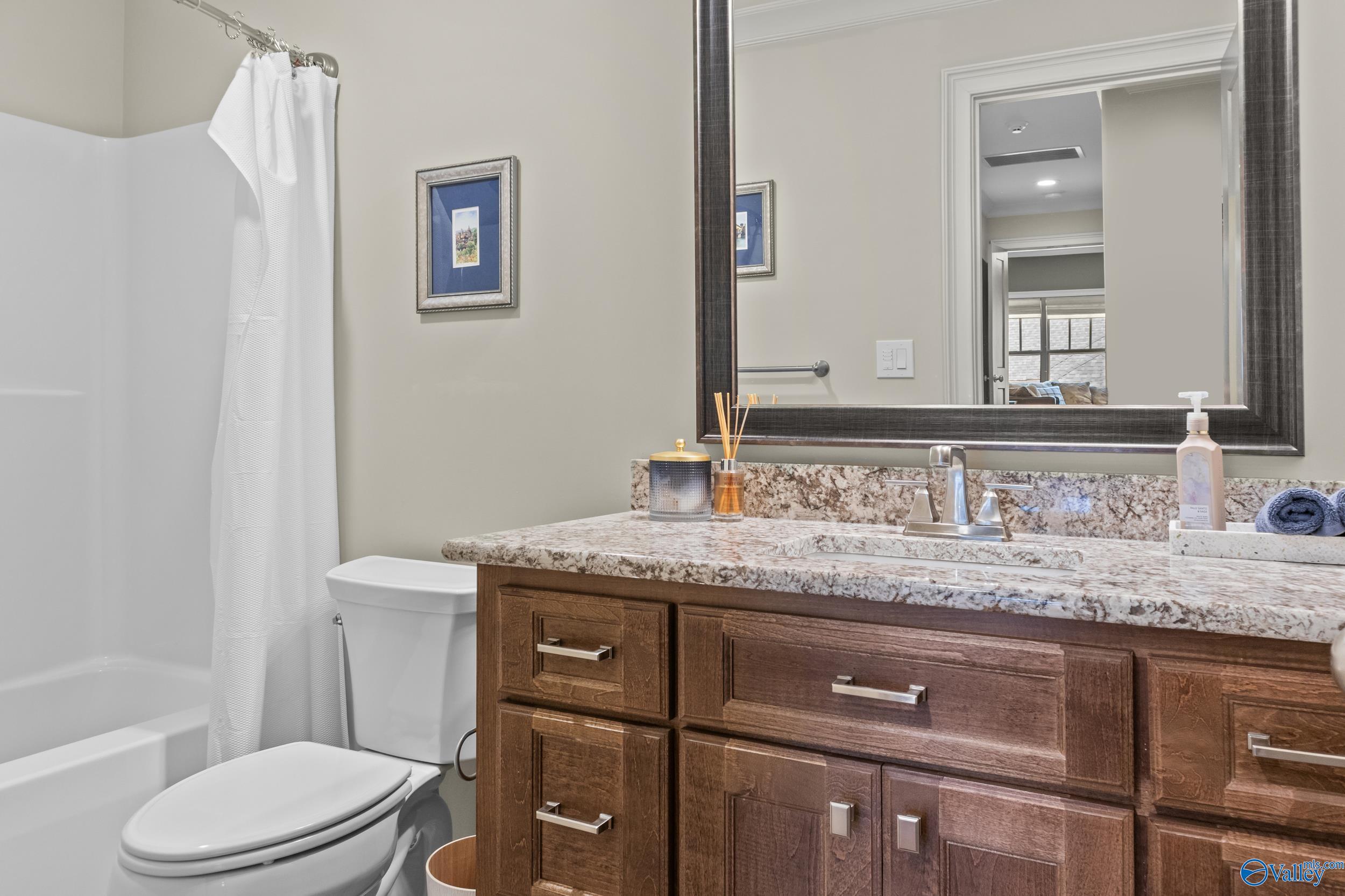 19 Legacy Oaks Place SE