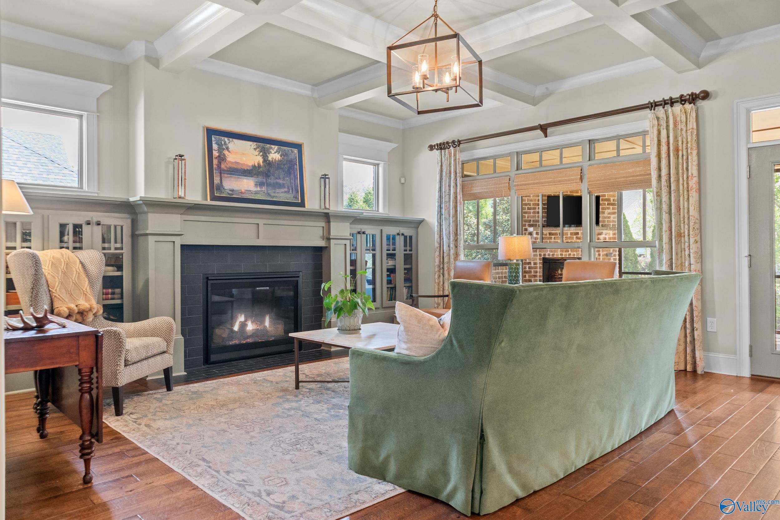 19 Legacy Oaks Place SE