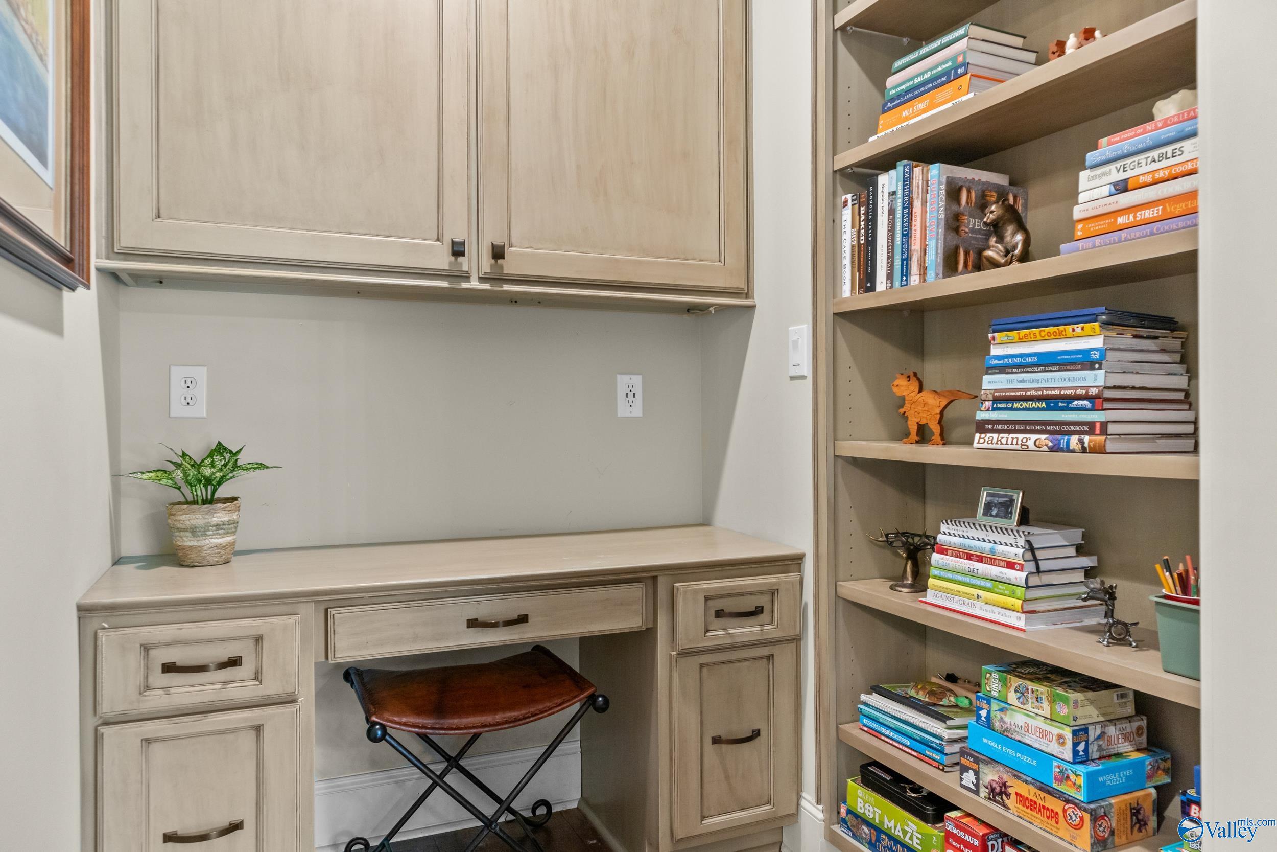 19 Legacy Oaks Place SE