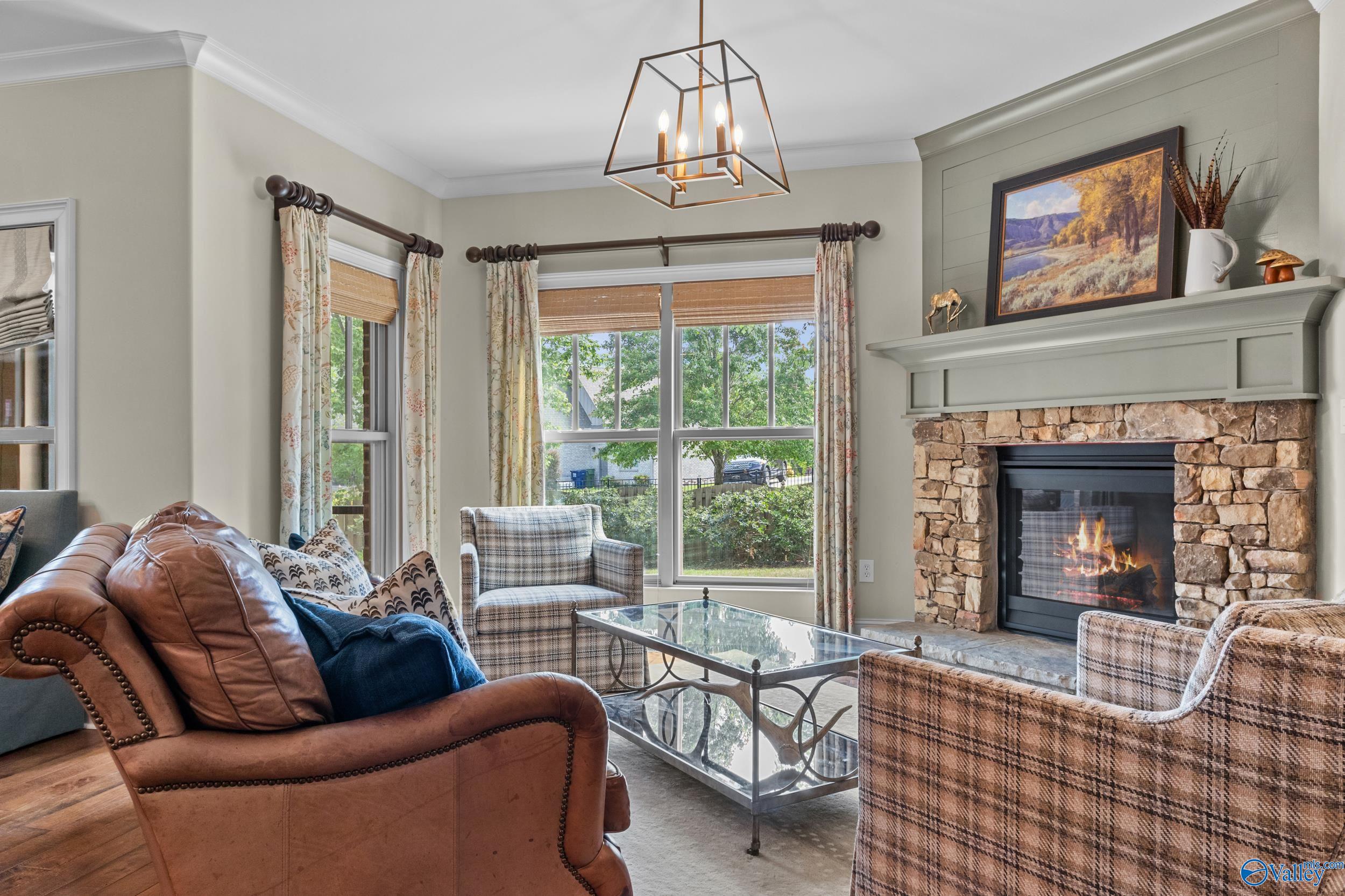 19 Legacy Oaks Place SE