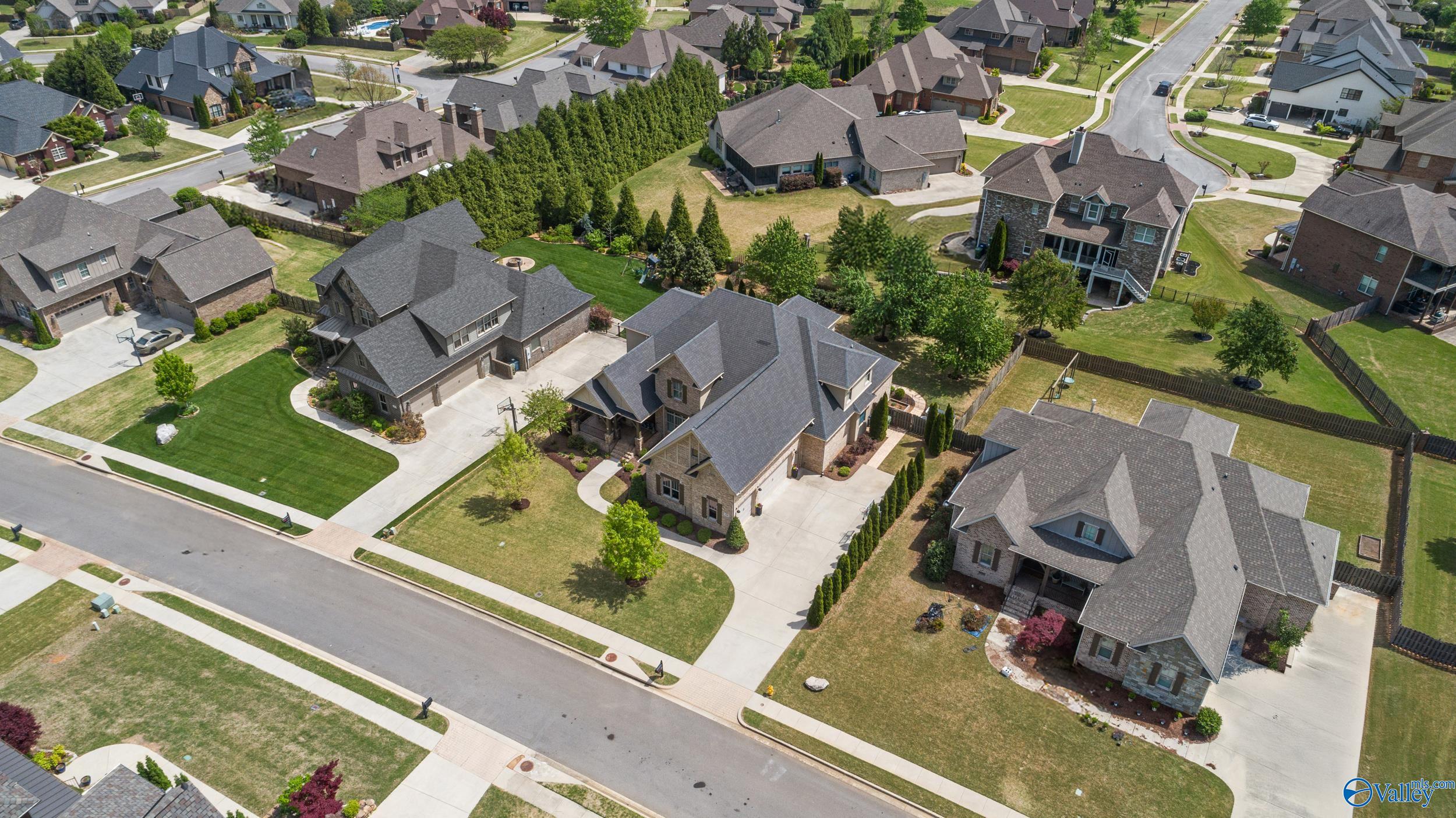 19 Legacy Oaks Place SE