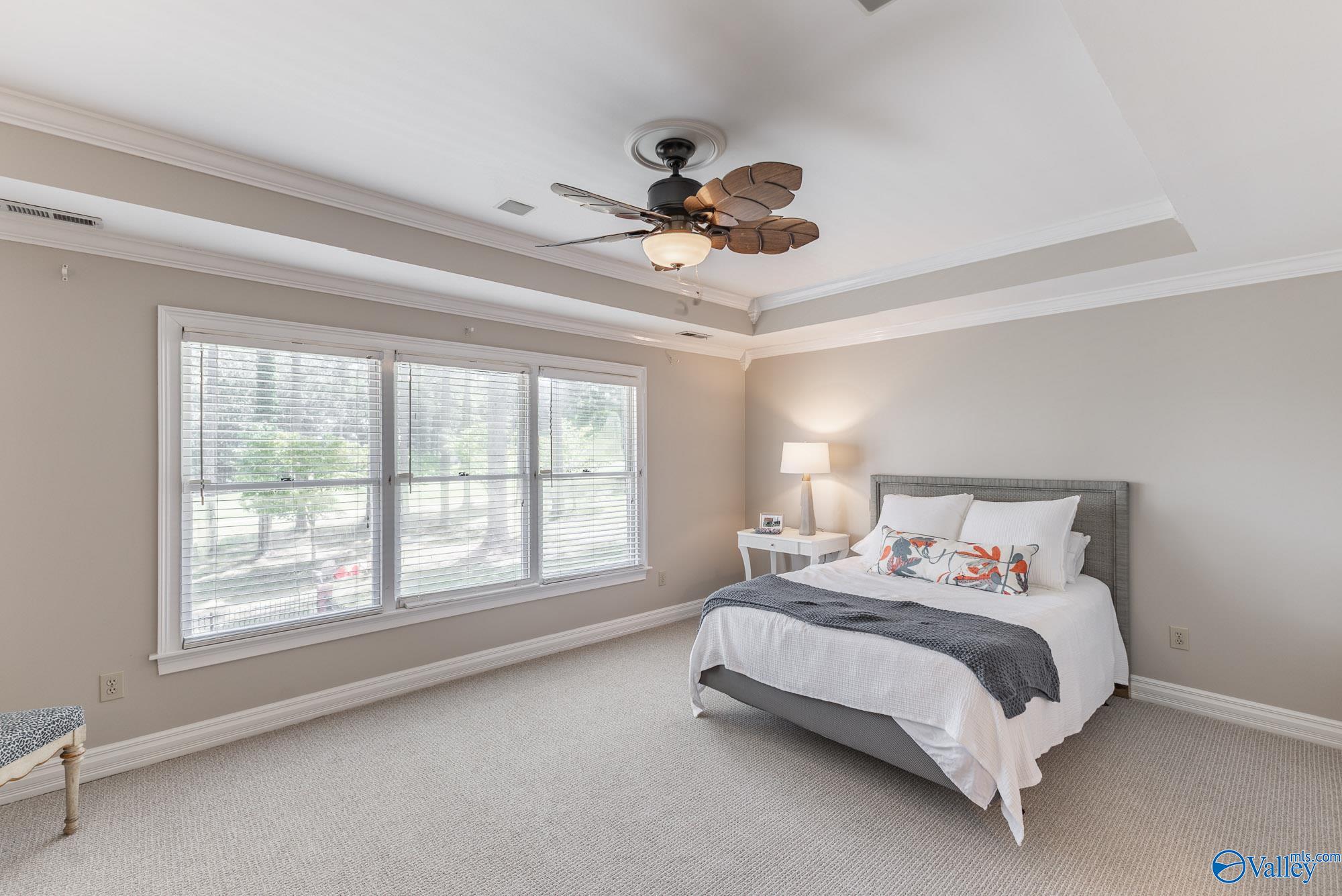 3023 Hampton Cove Way SE