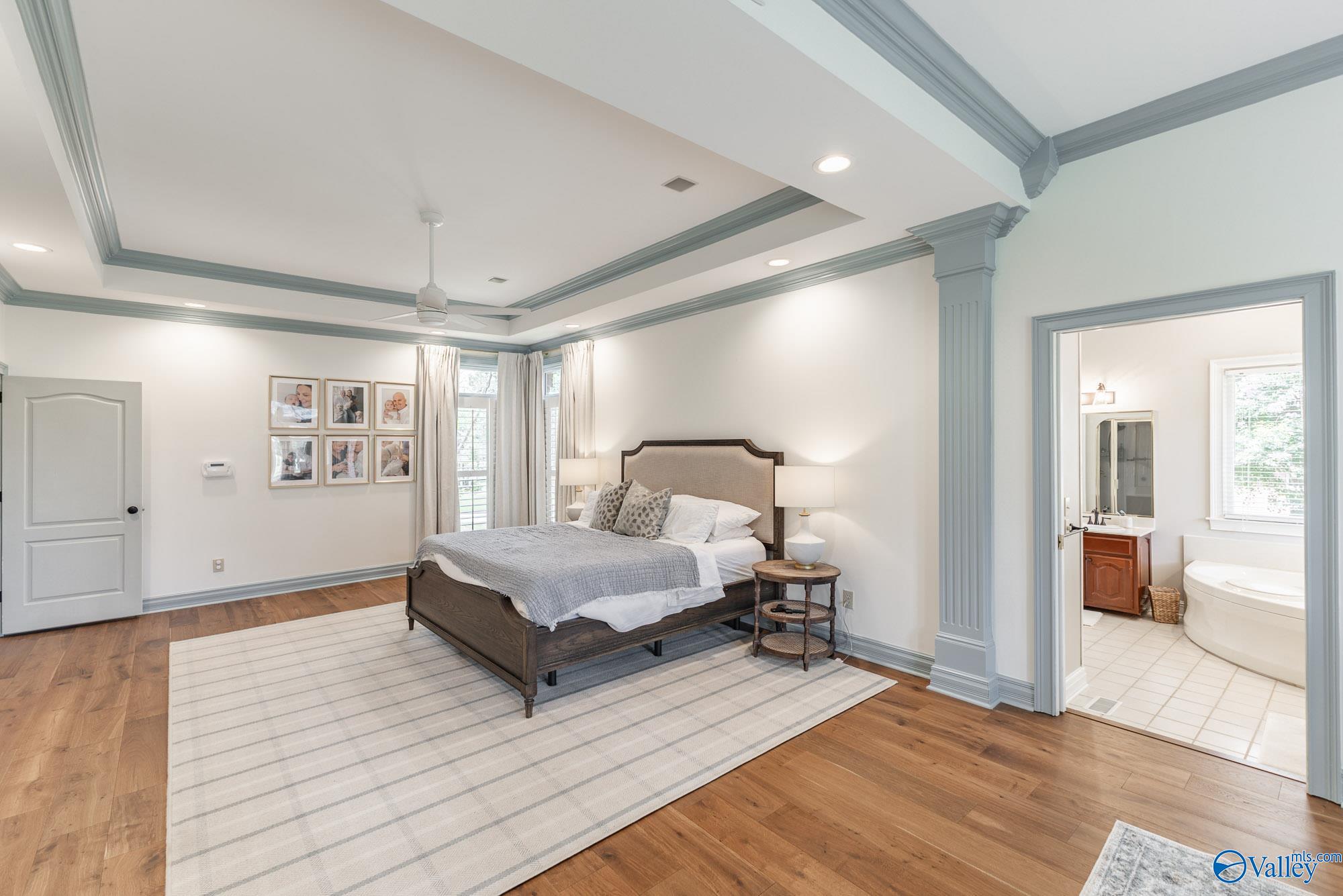 3023 Hampton Cove Way SE