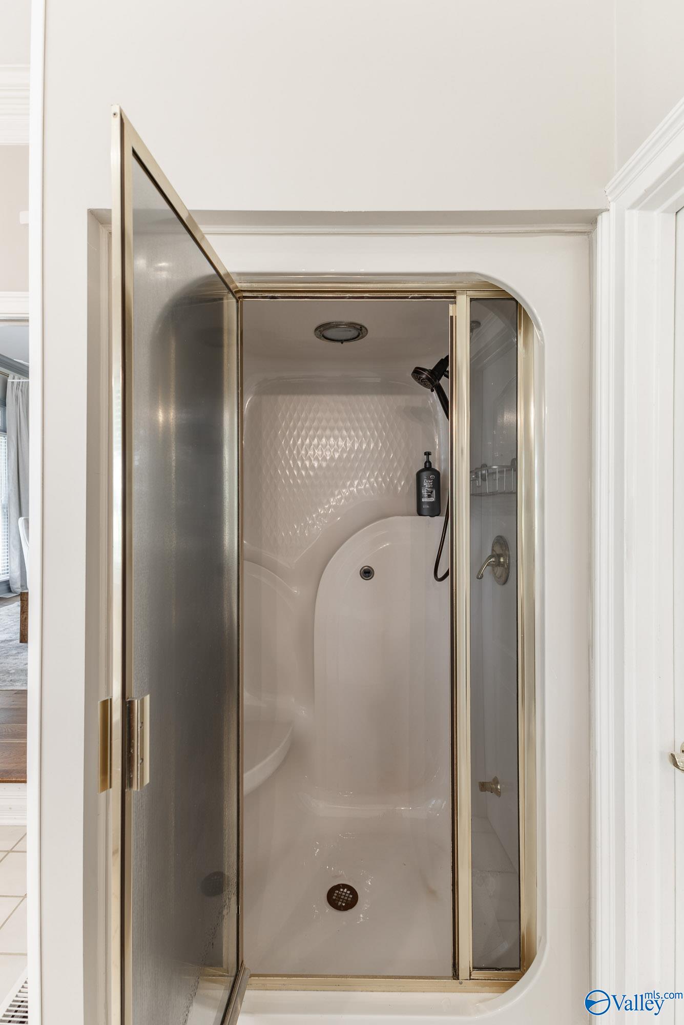 3023 Hampton Cove Way SE