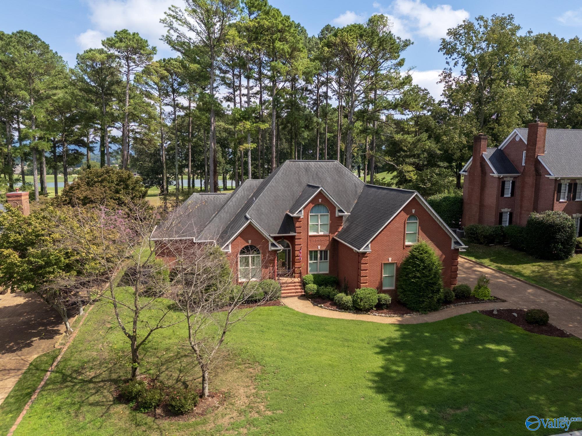 3023 Hampton Cove Way SE