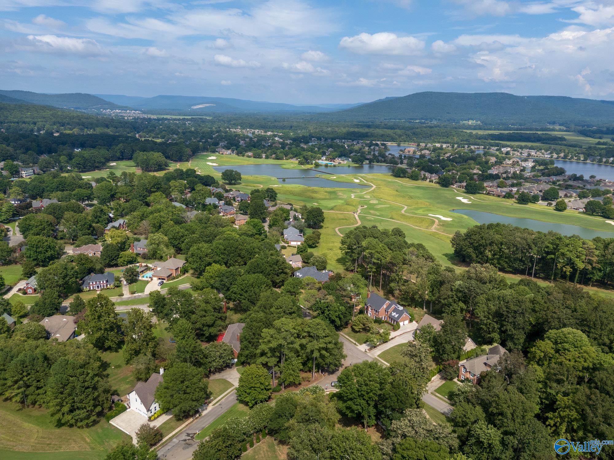 3023 Hampton Cove Way SE