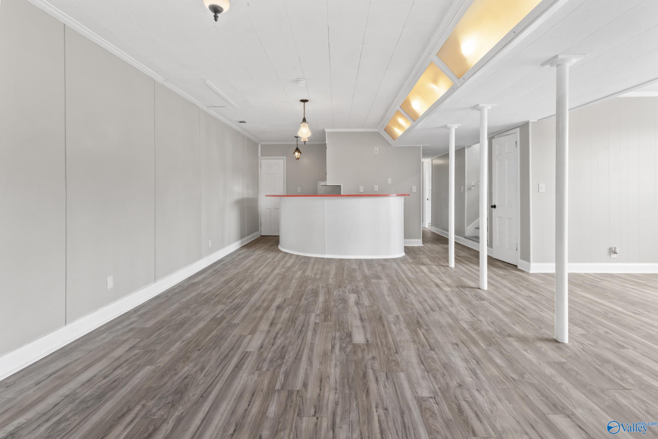 2101 Shades Crest Road SE