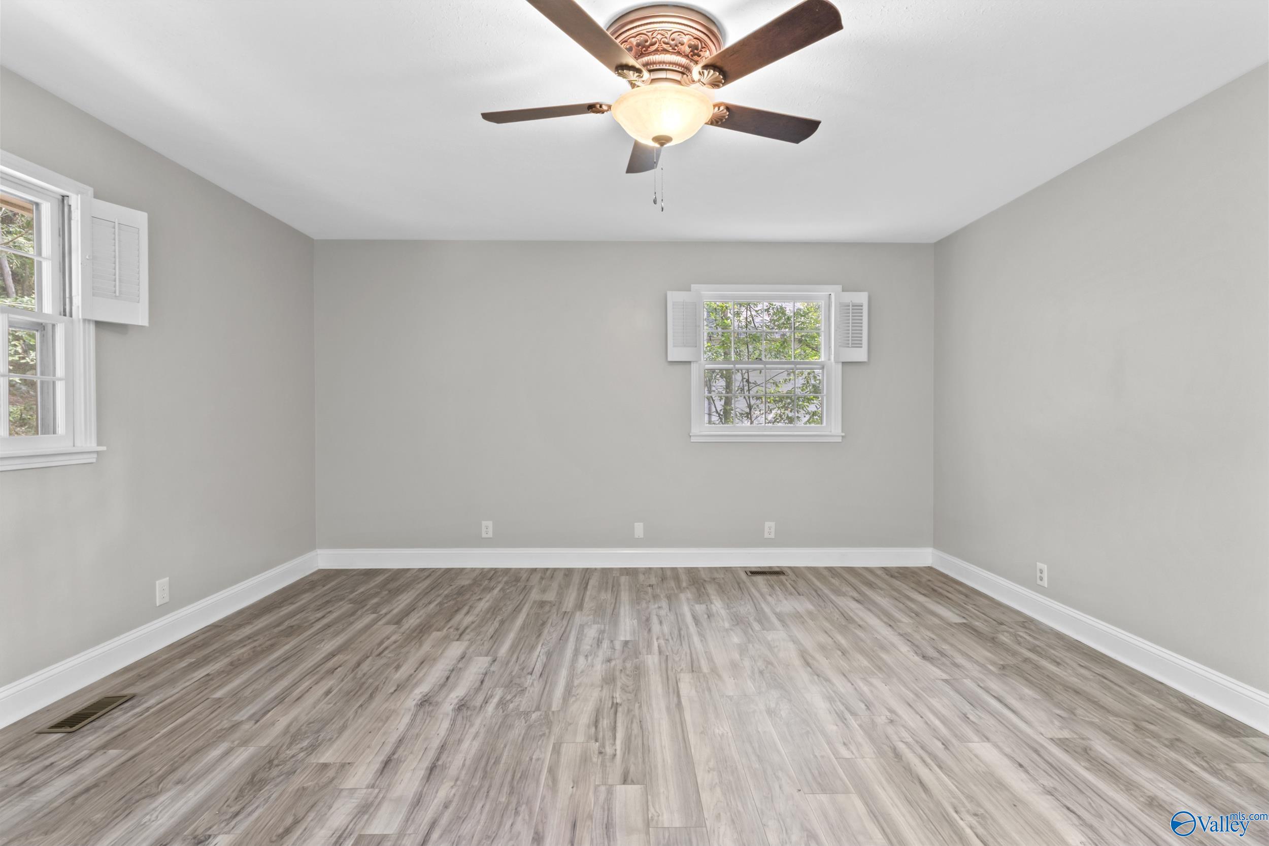 2101 Shades Crest Road SE