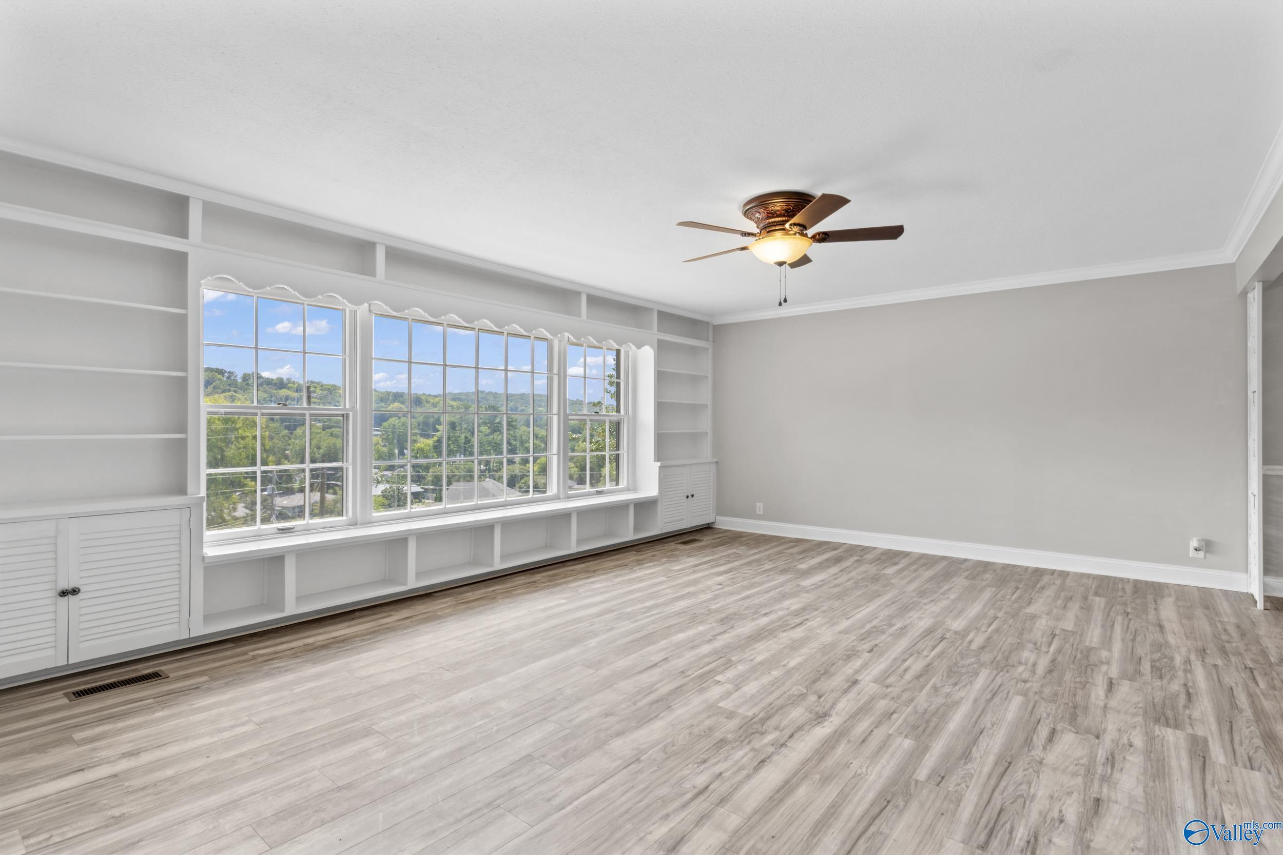 2101 Shades Crest Road SE