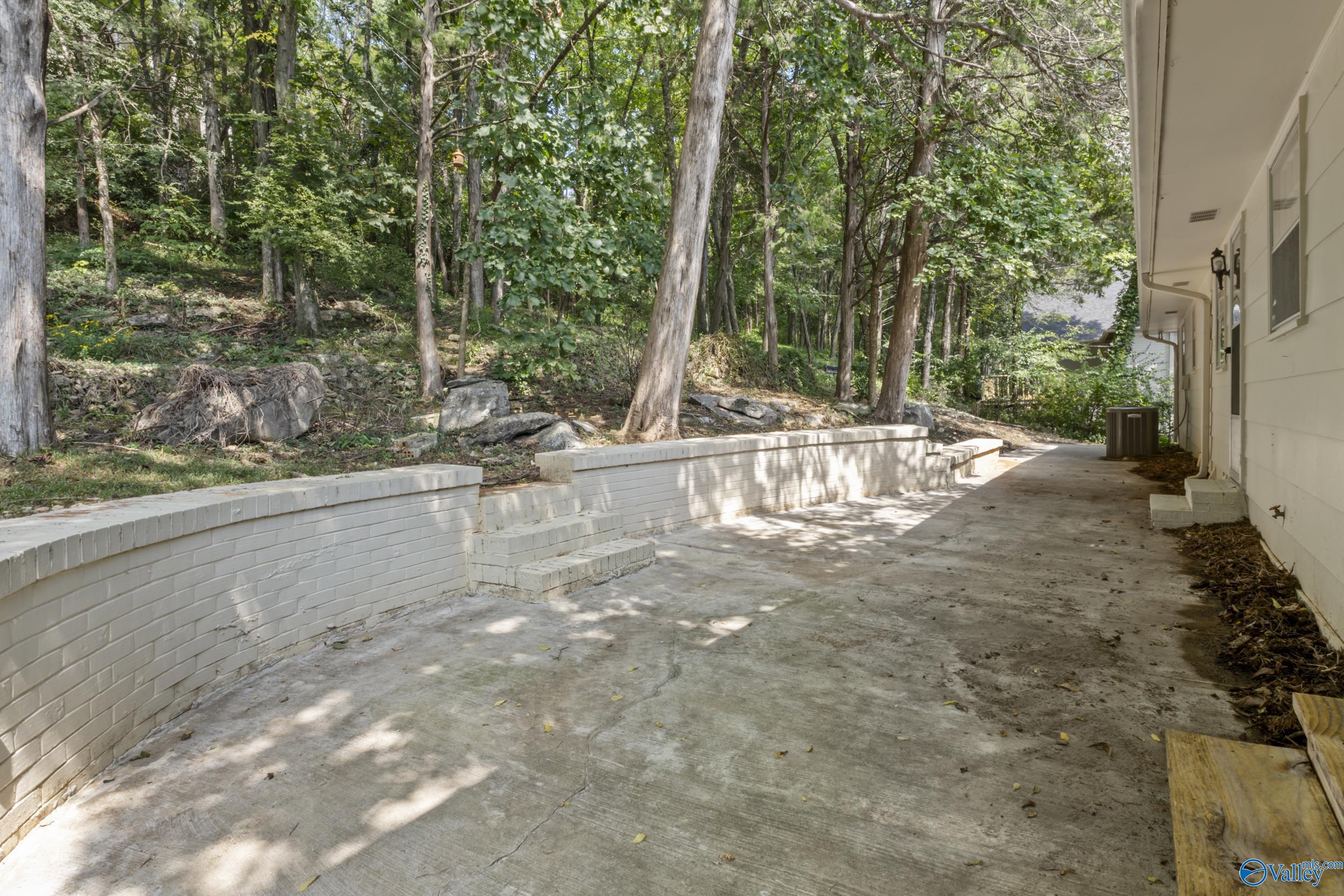 2101 Shades Crest Road SE