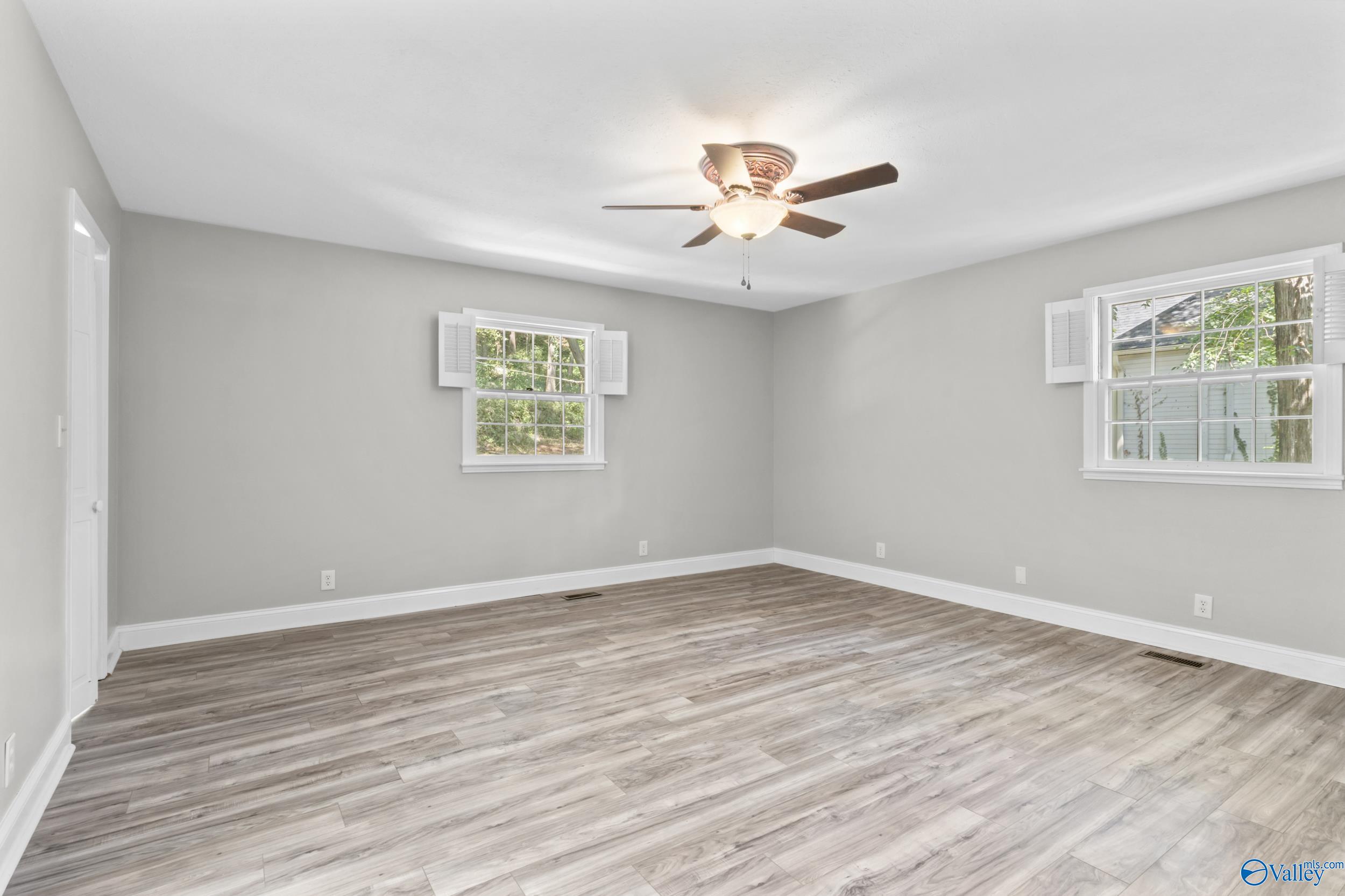 2101 Shades Crest Road SE