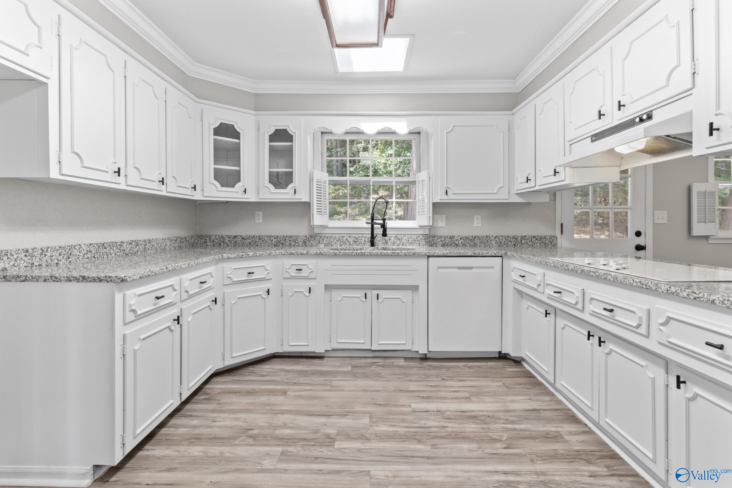 2101 Shades Crest Road SE