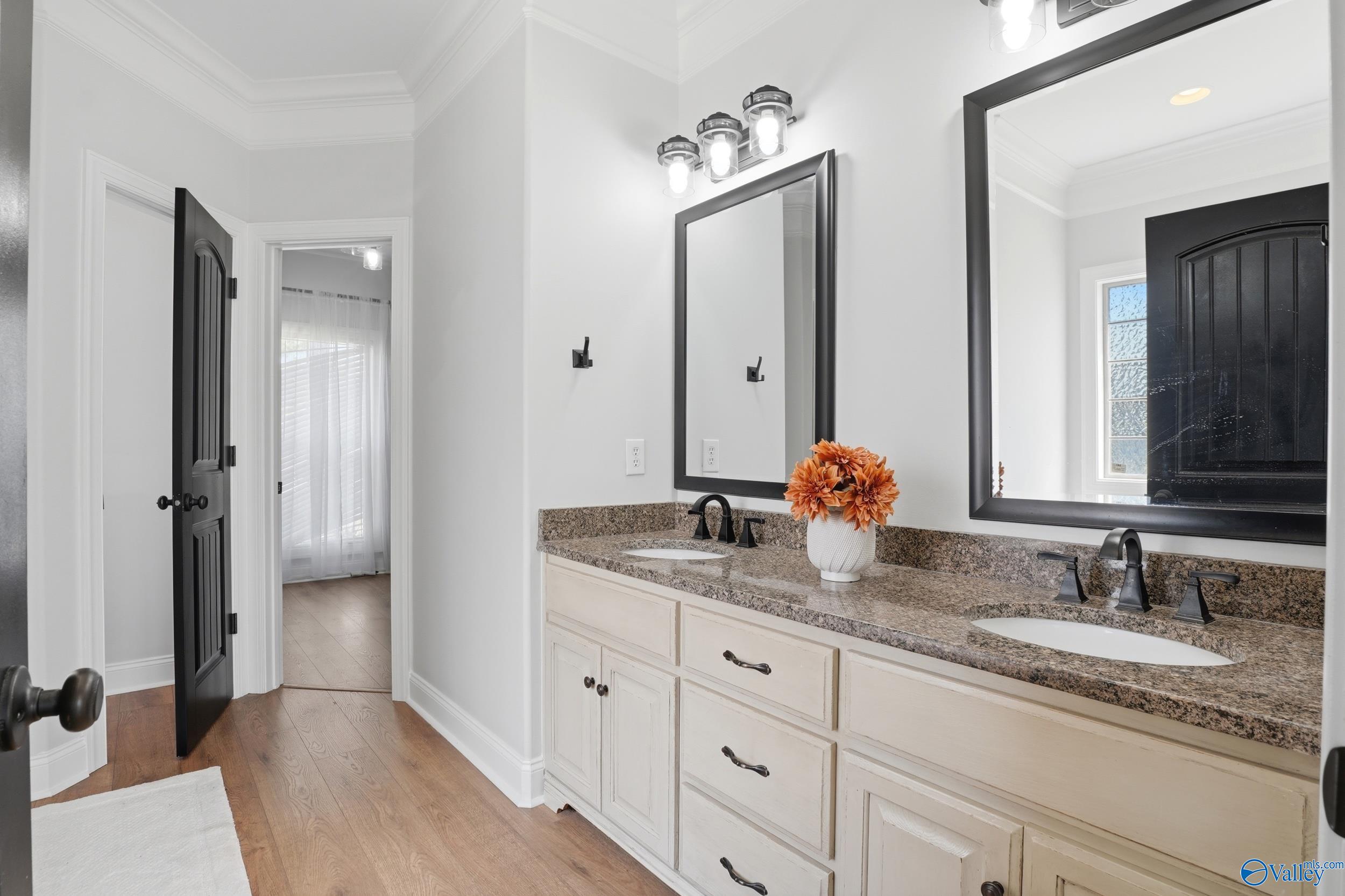 17092 Obsidian Circle