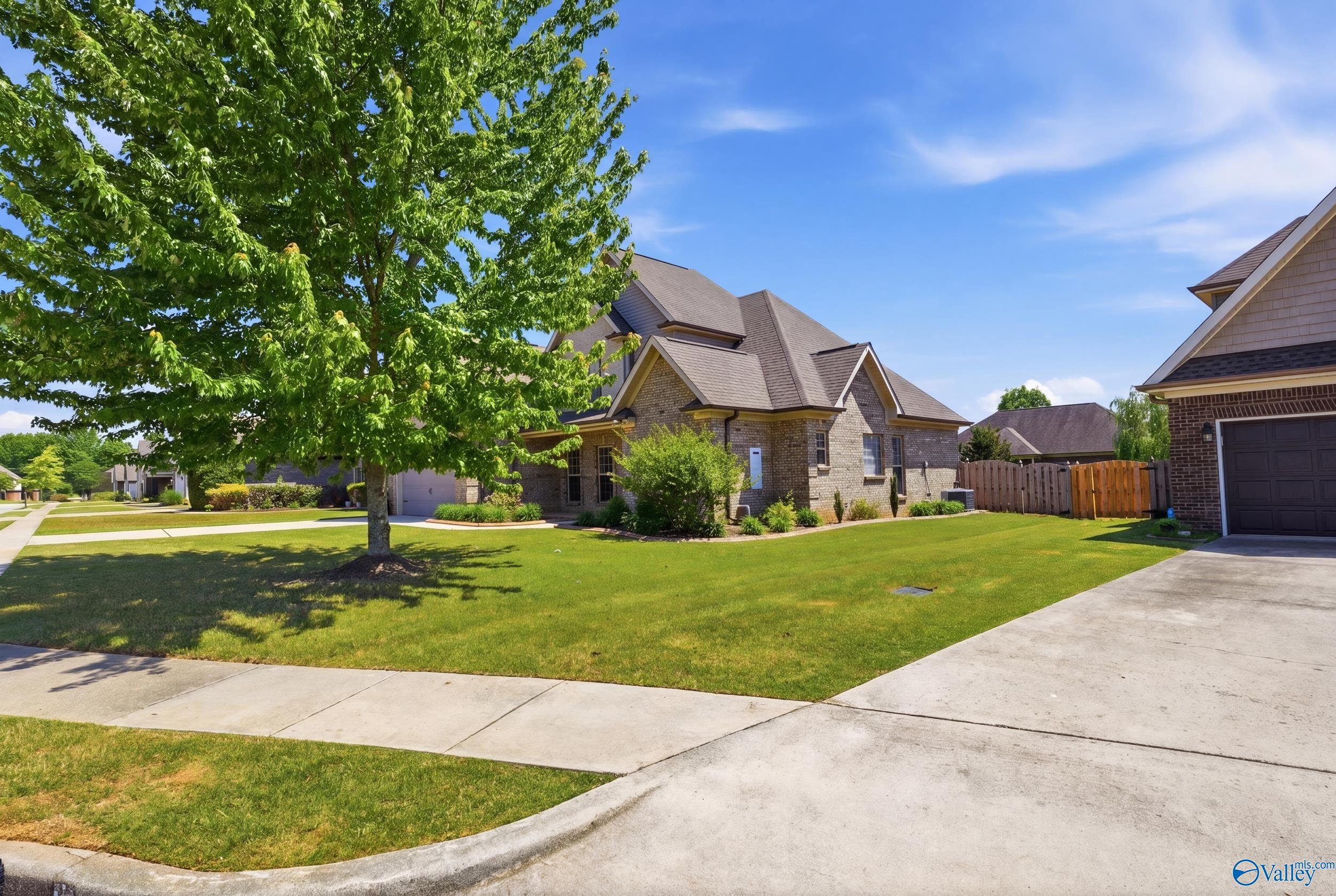 17092 Obsidian Circle