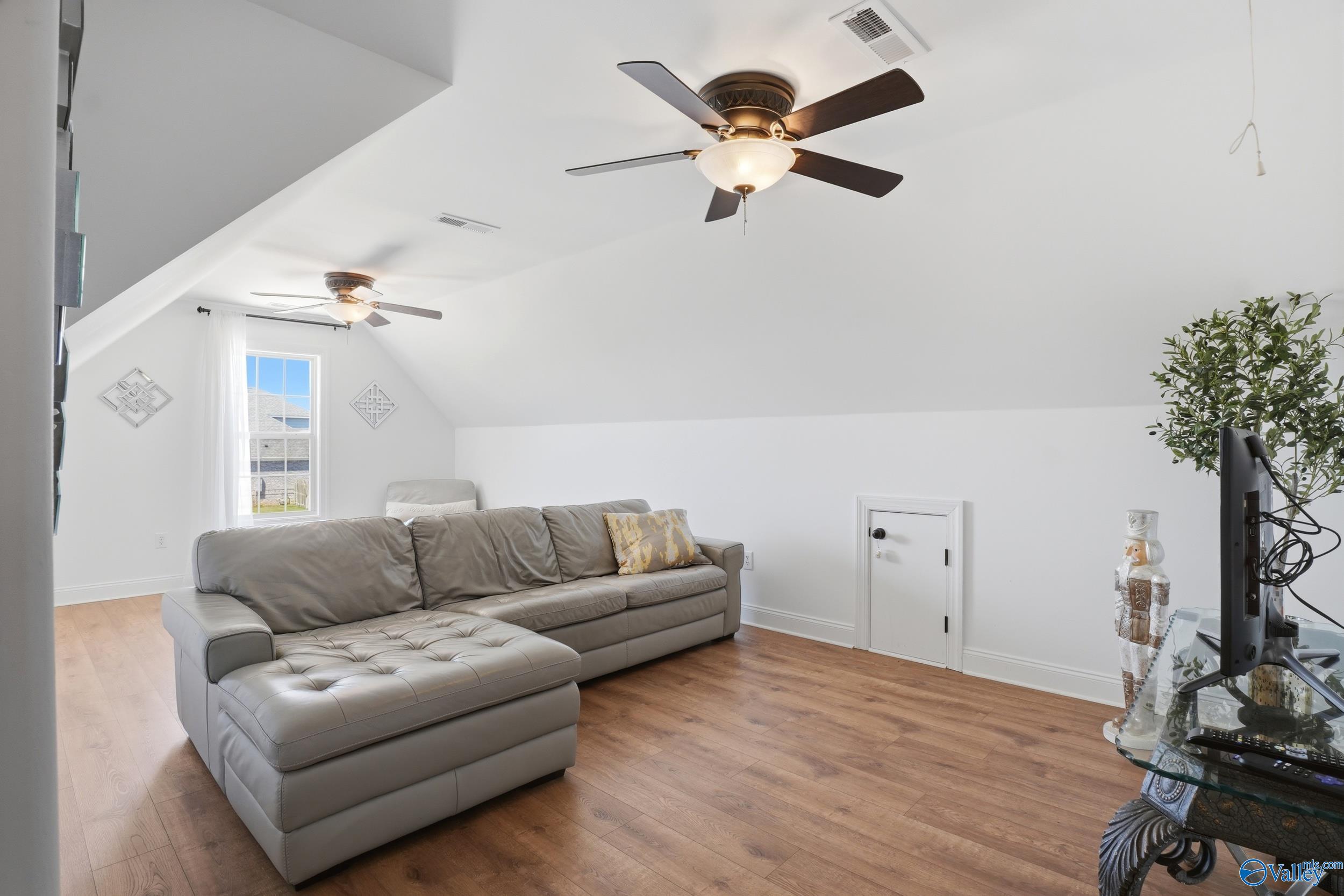 17092 Obsidian Circle