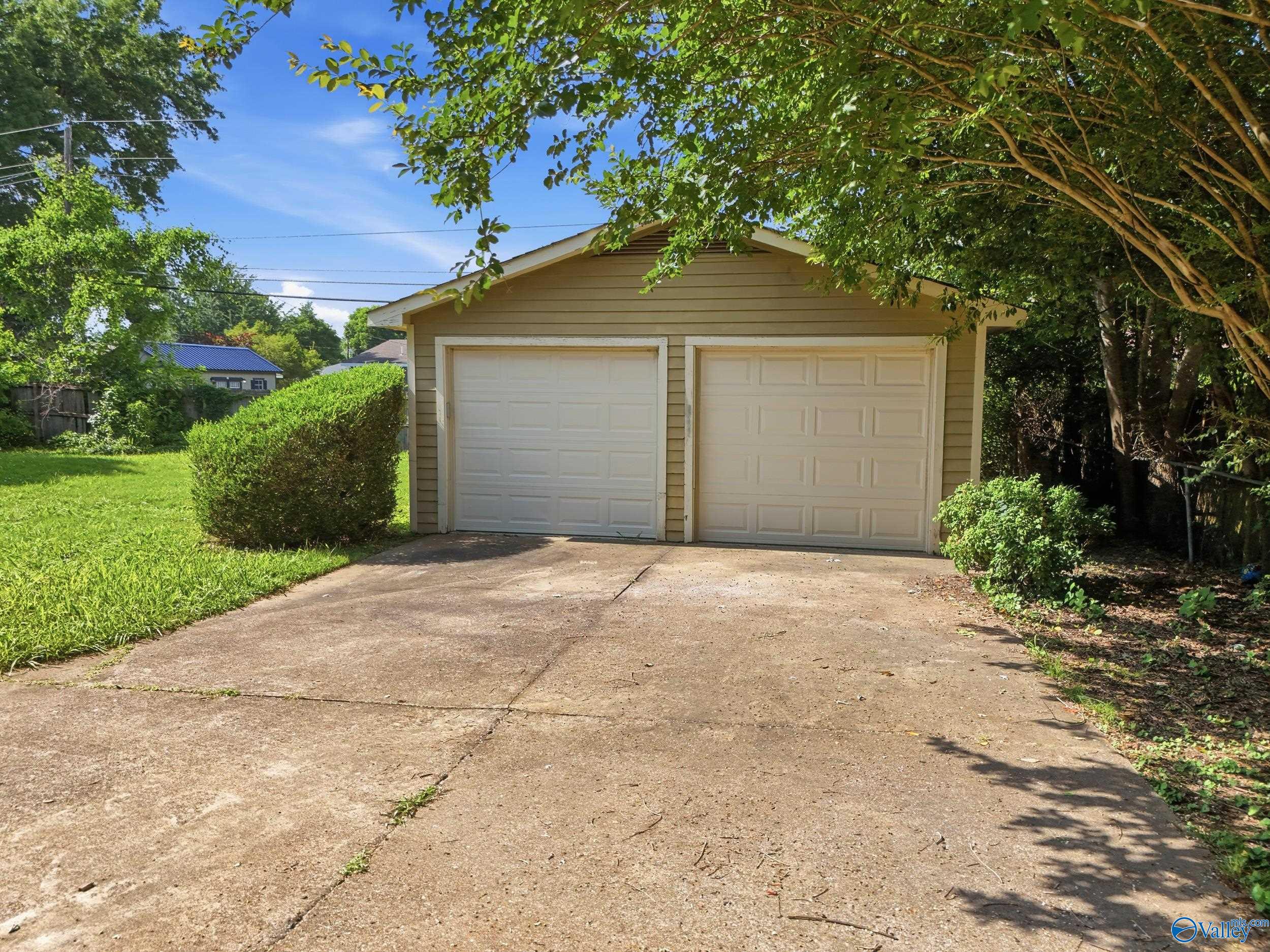 308 Drake Avenue SW