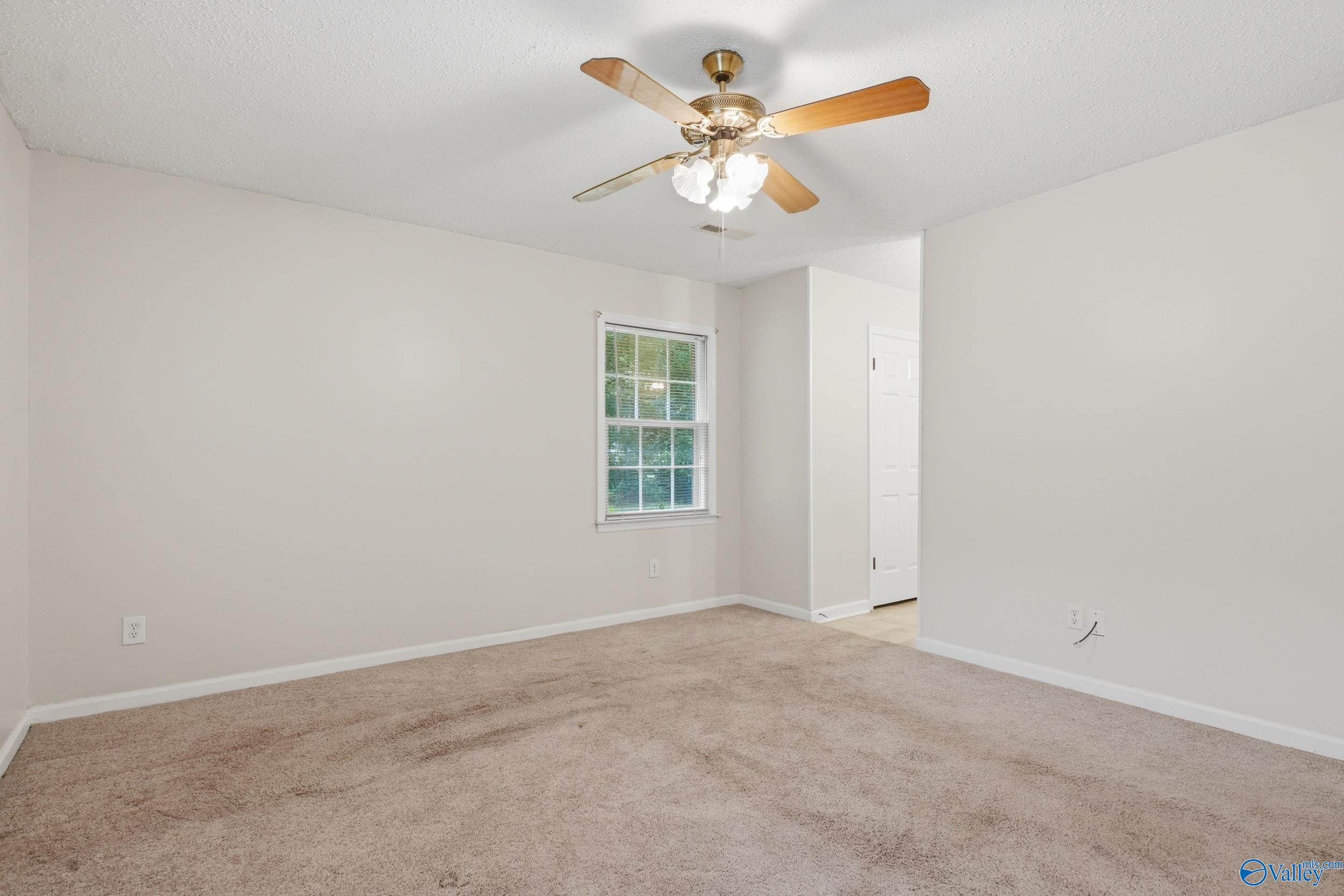 13014 Coys Drive SE