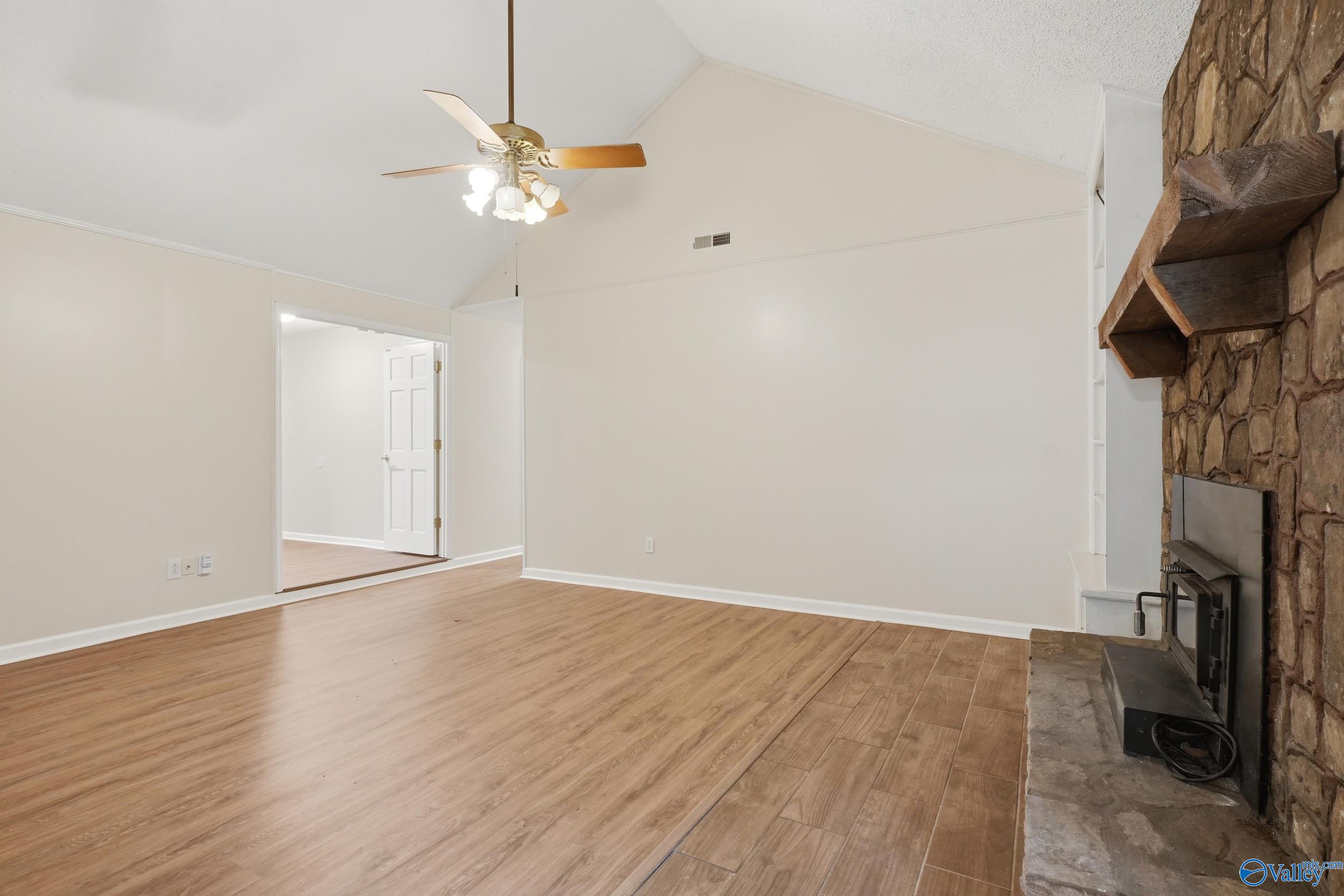 13014 Coys Drive SE