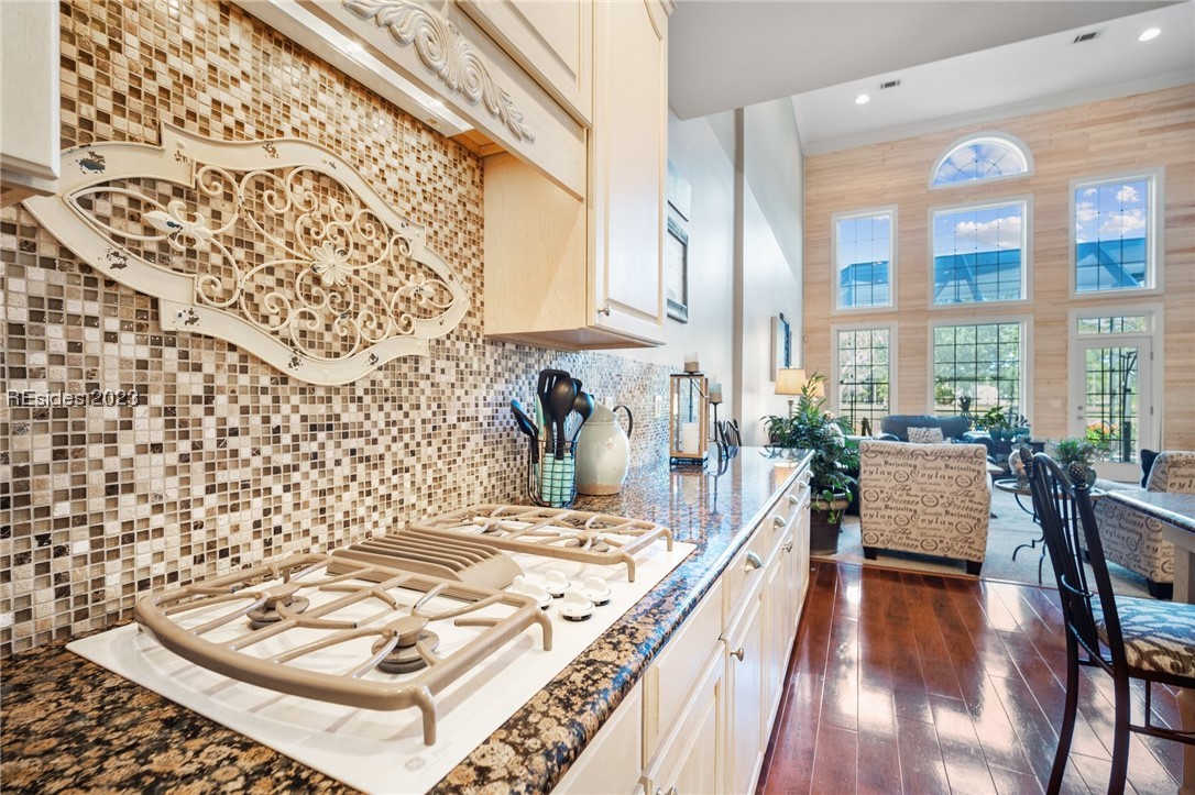 322 Persimmon Circle