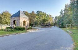 1513 Hunters Loop S