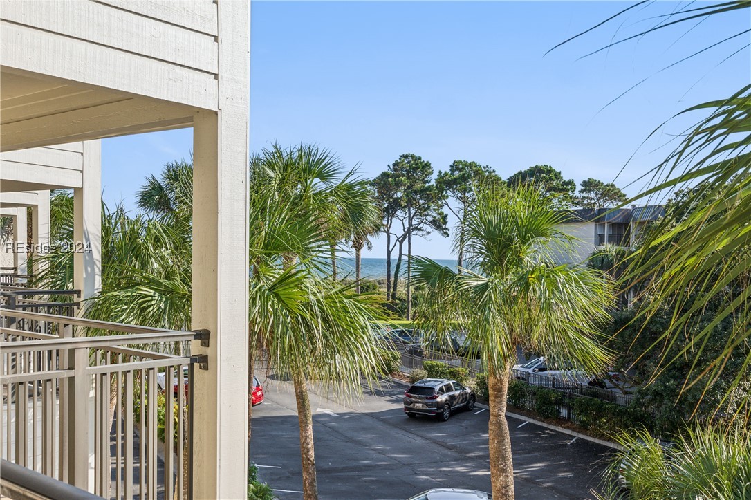 23 S Forest Beach Unit: 237