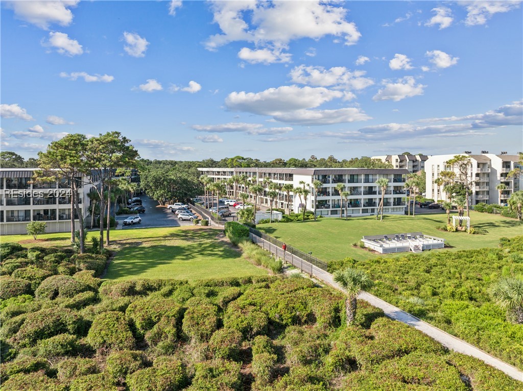 23 S Forest Beach Unit: 237