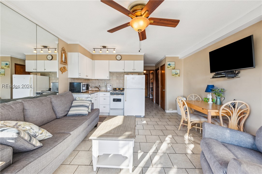 23 S Forest Beach Unit: 237
