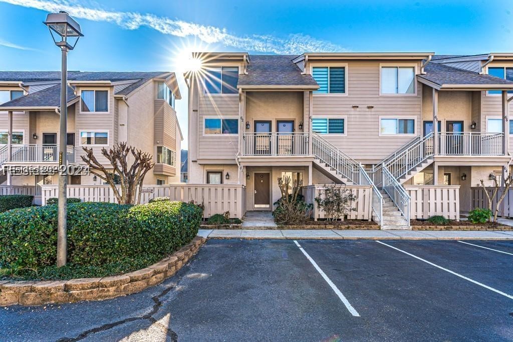 15 Deallyon Avenue Unit: 2