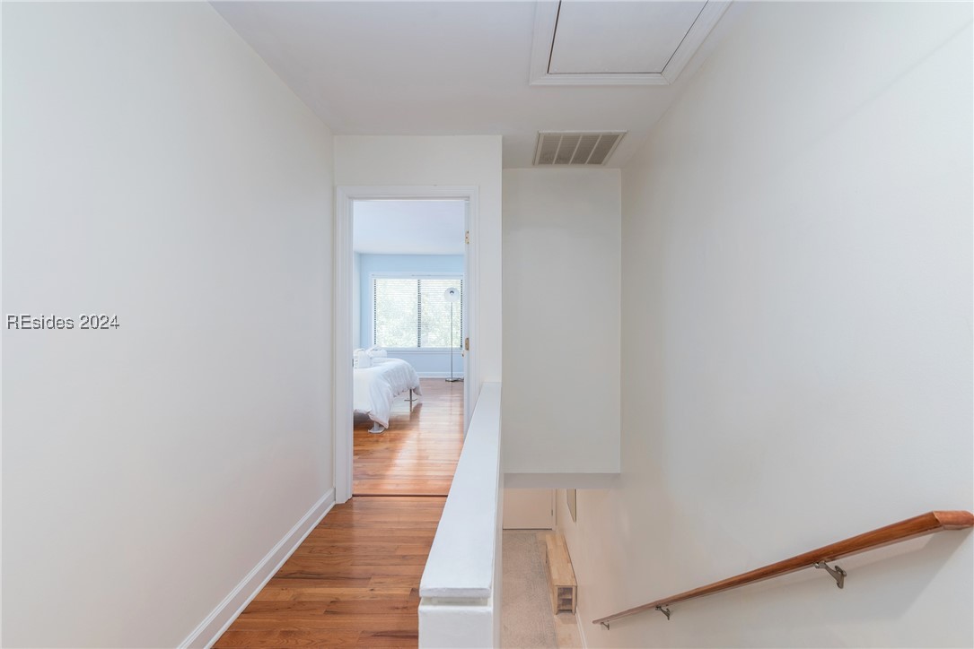 15 Deallyon Avenue Unit: 2