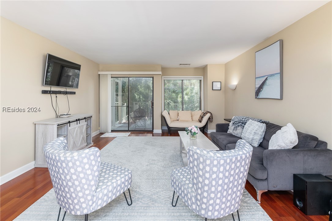 15 Deallyon Avenue Unit: 2
