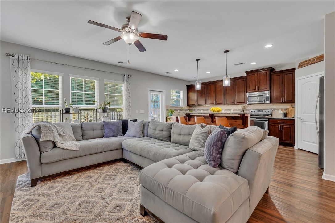 85 Isle Of Palms E