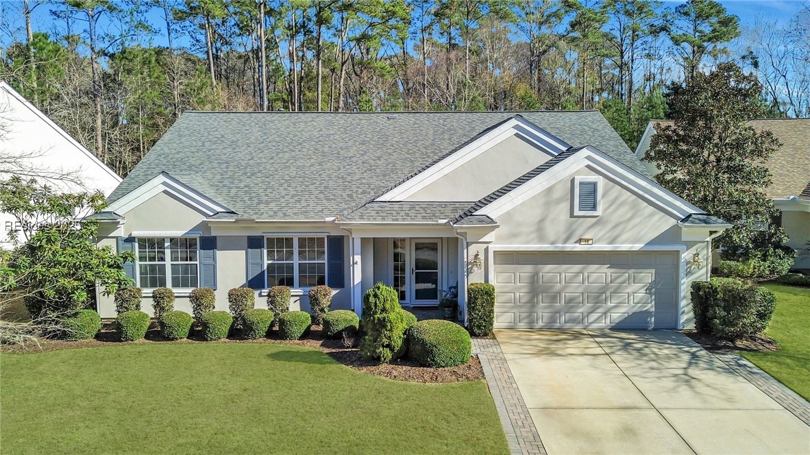 15 Amaryllis Lane