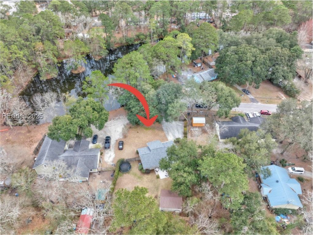 5 John Davis Court