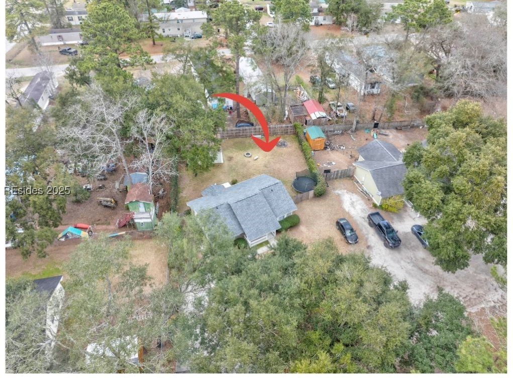 5 John Davis Court