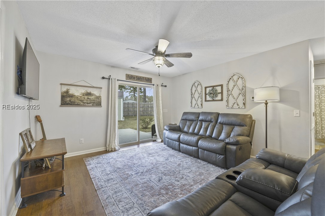 5 John Davis Court